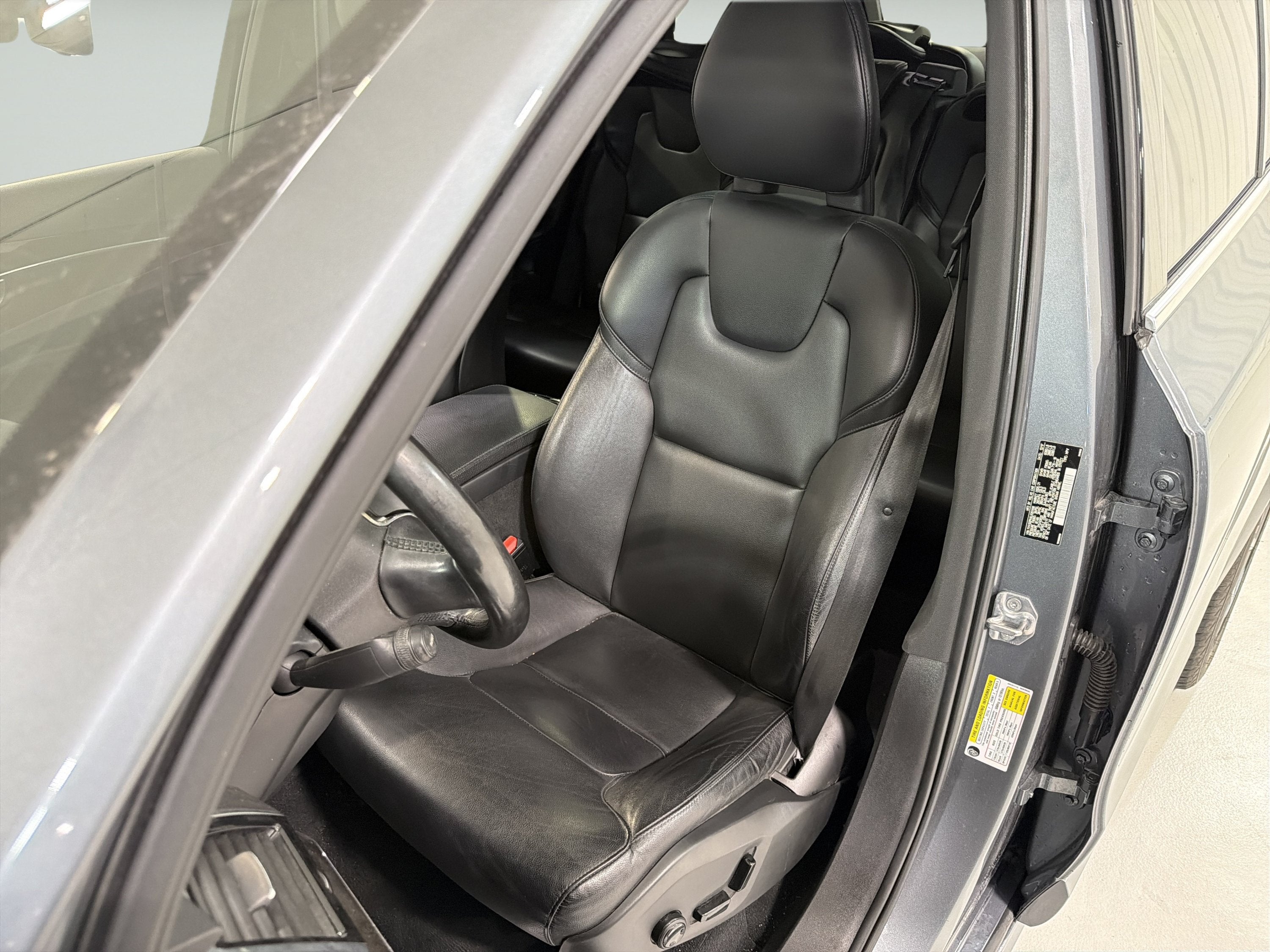 2018 Volvo XC90 Momentum