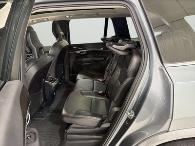 2018 Volvo XC90 Momentum