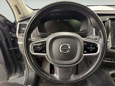 2018 Volvo XC90 Momentum