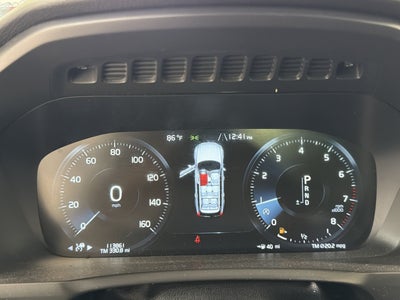 2018 Volvo XC90 Momentum