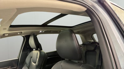 2018 Volvo XC90 Momentum