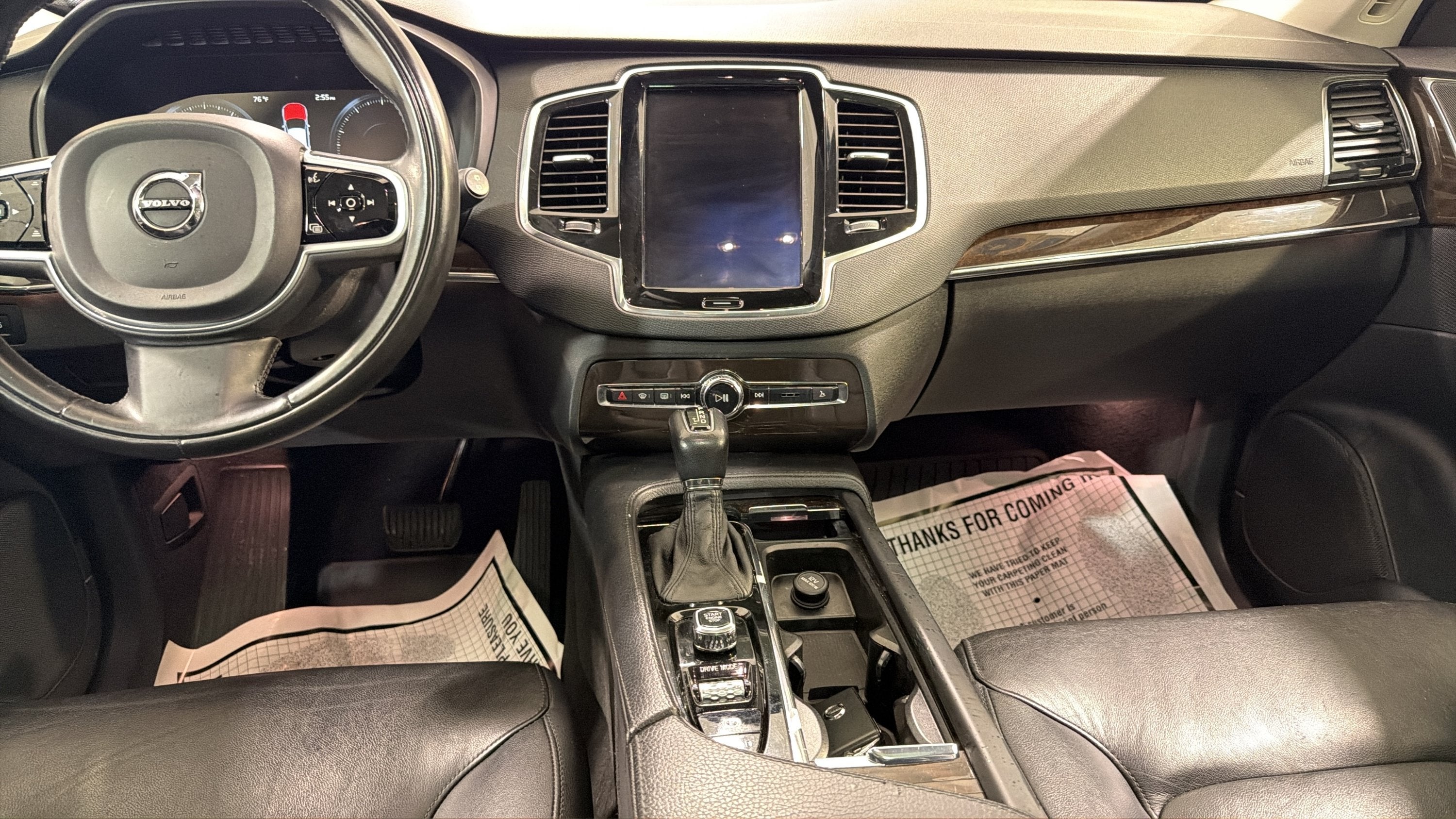 2018 Volvo XC90 Momentum