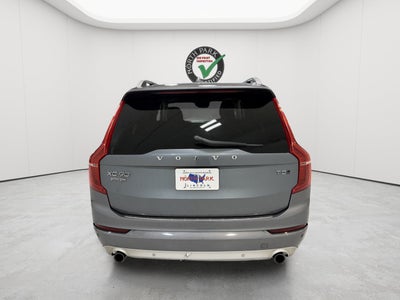 2018 Volvo XC90 Momentum