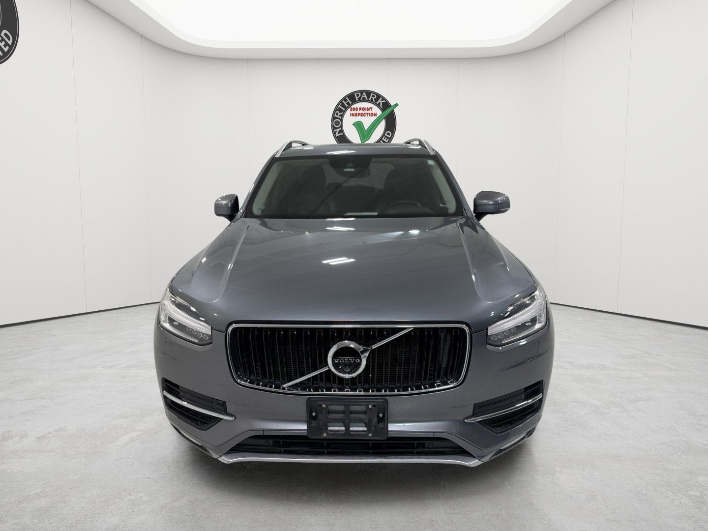 2018 Volvo XC90 Momentum