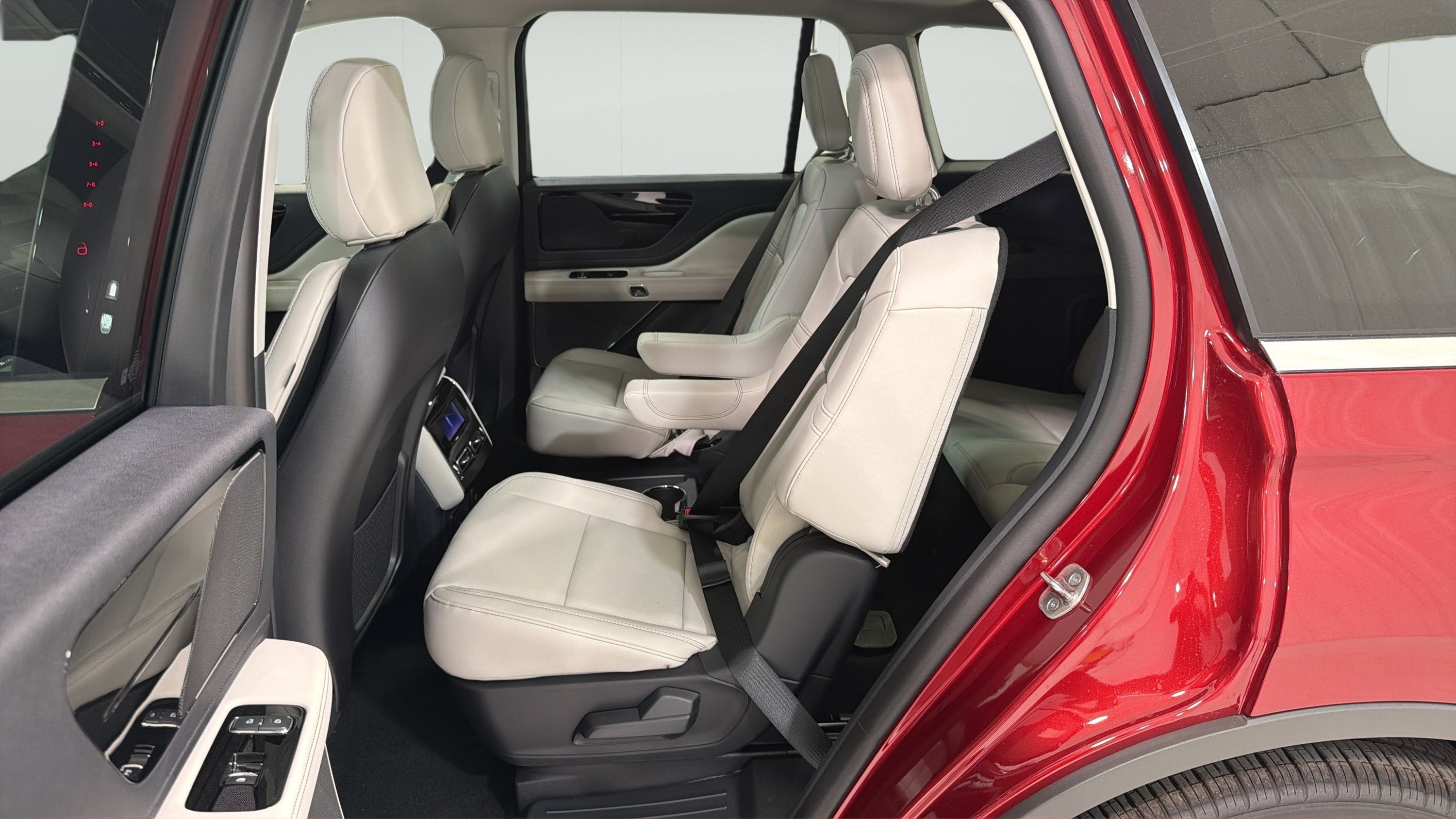 2027 Lincoln Aviator Premiere