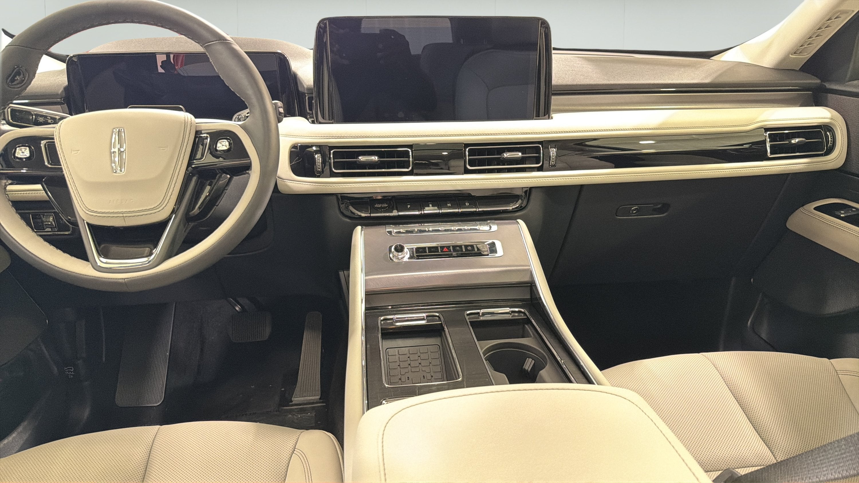2027 Lincoln Aviator Premiere