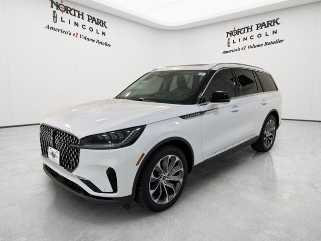 2026 Lincoln Aviator Premiere RWD's photo