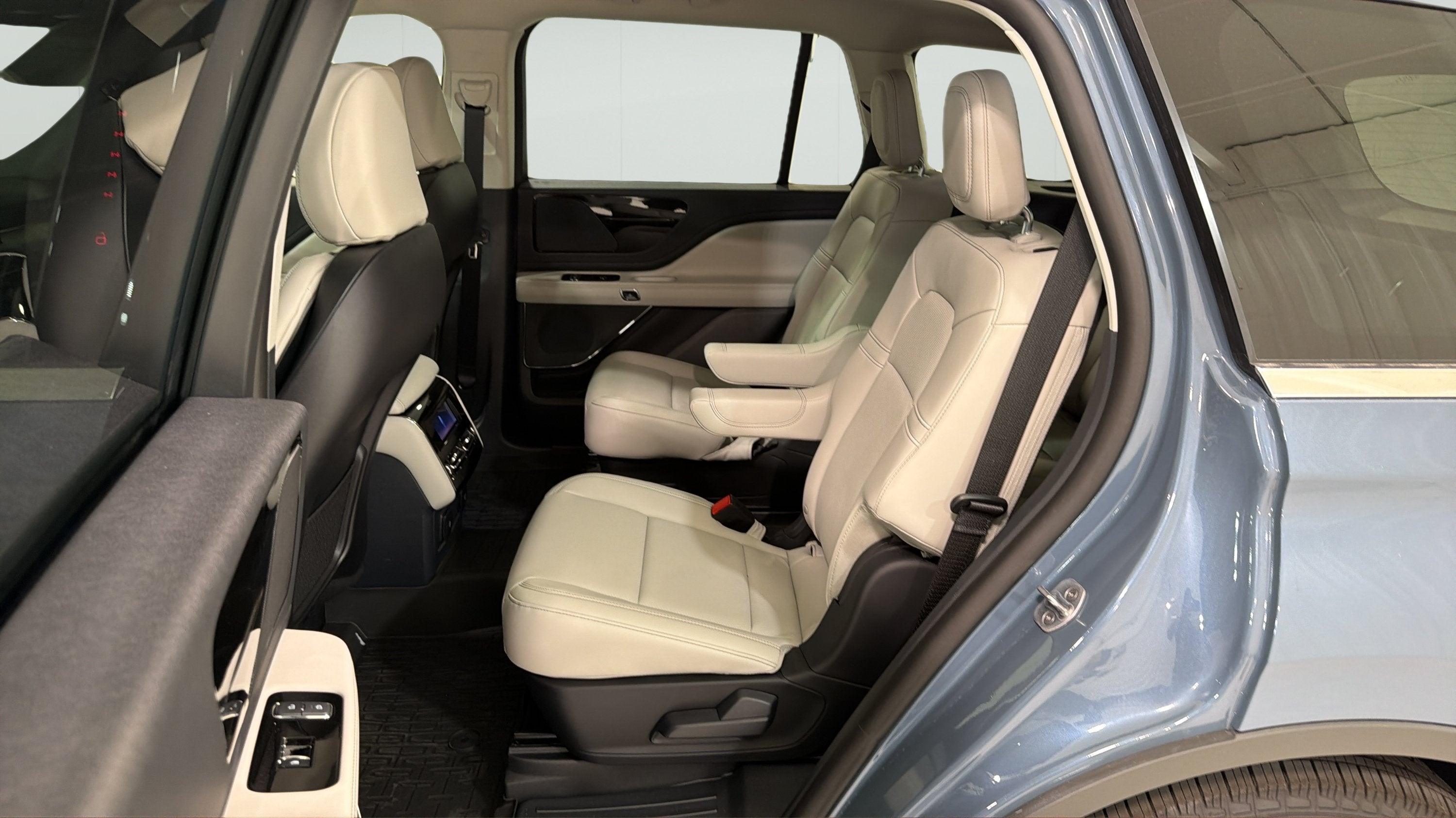 2027 Lincoln Aviator Premiere
