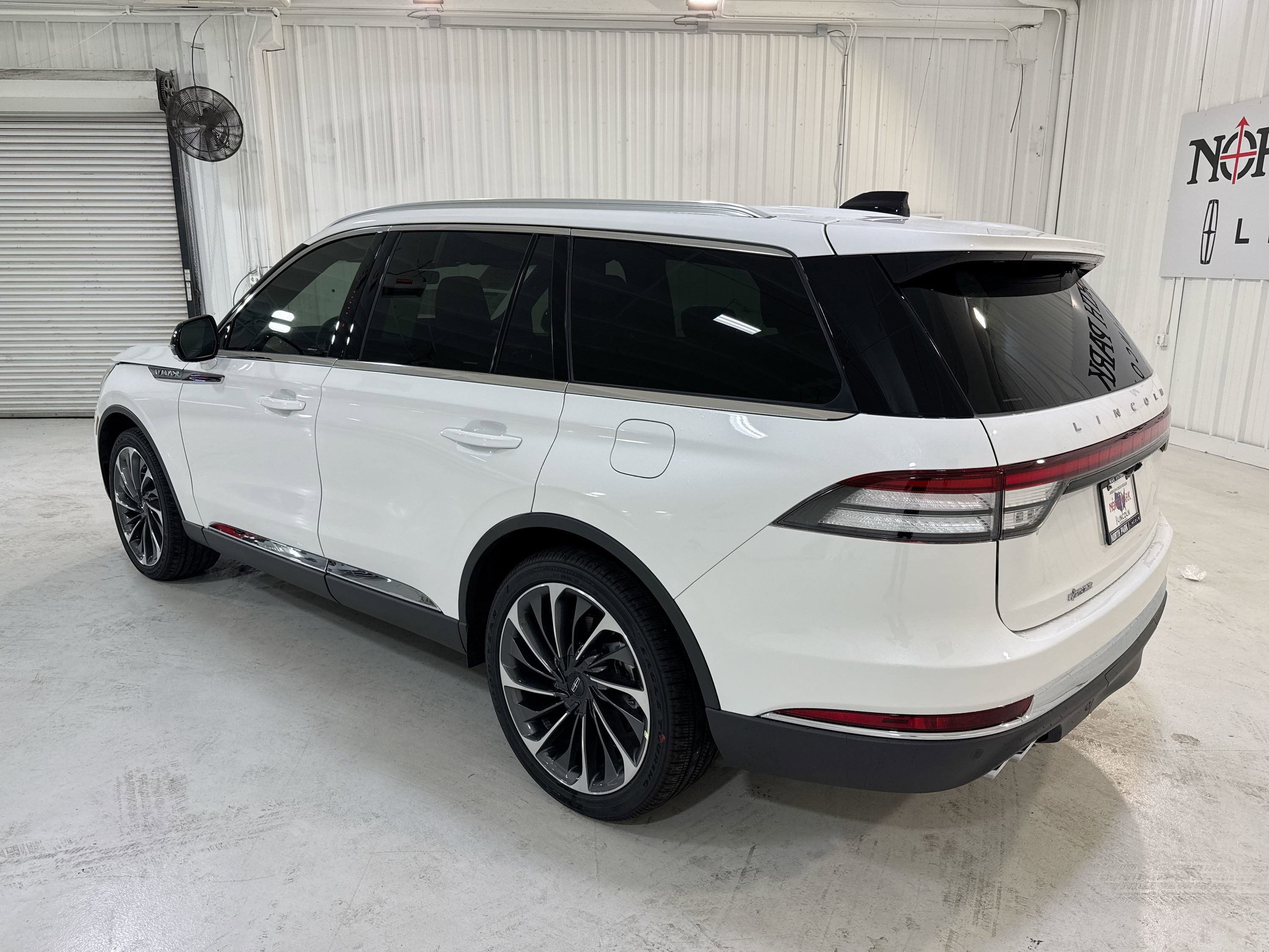 2025 Lincoln Aviator Reserve