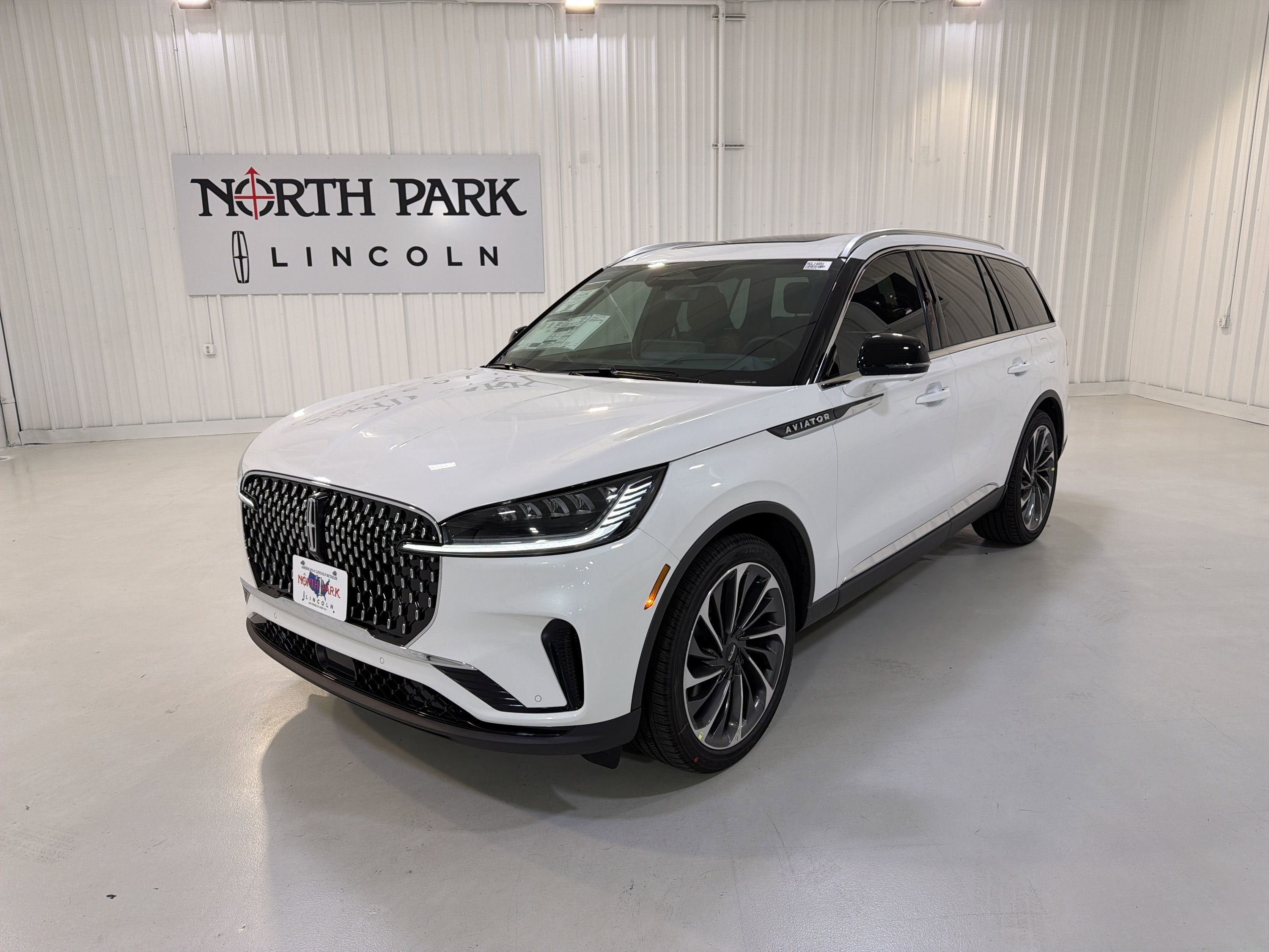2026 Lincoln Aviator Reserve RWD's photo