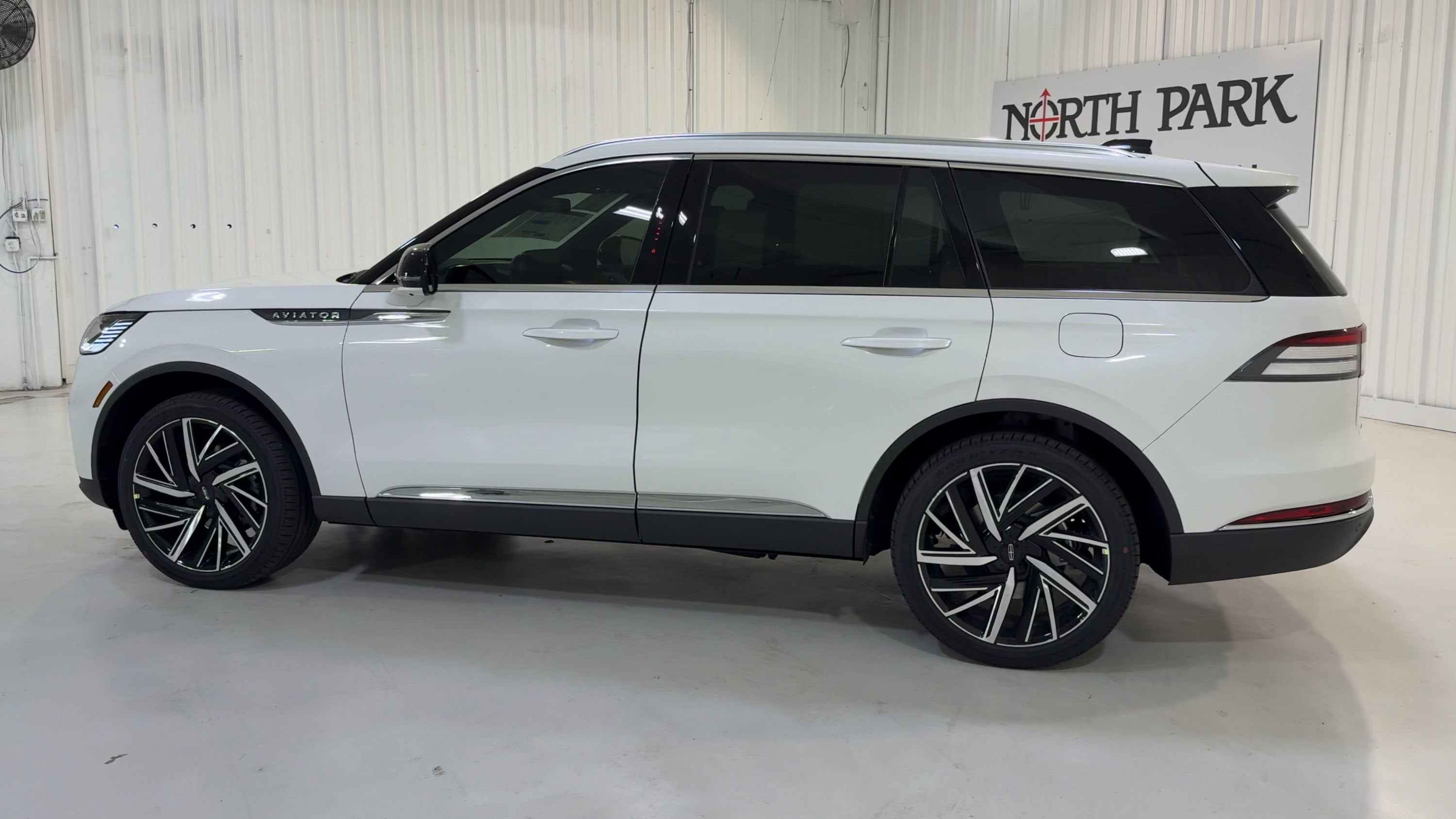 2025 Lincoln Aviator Reserve