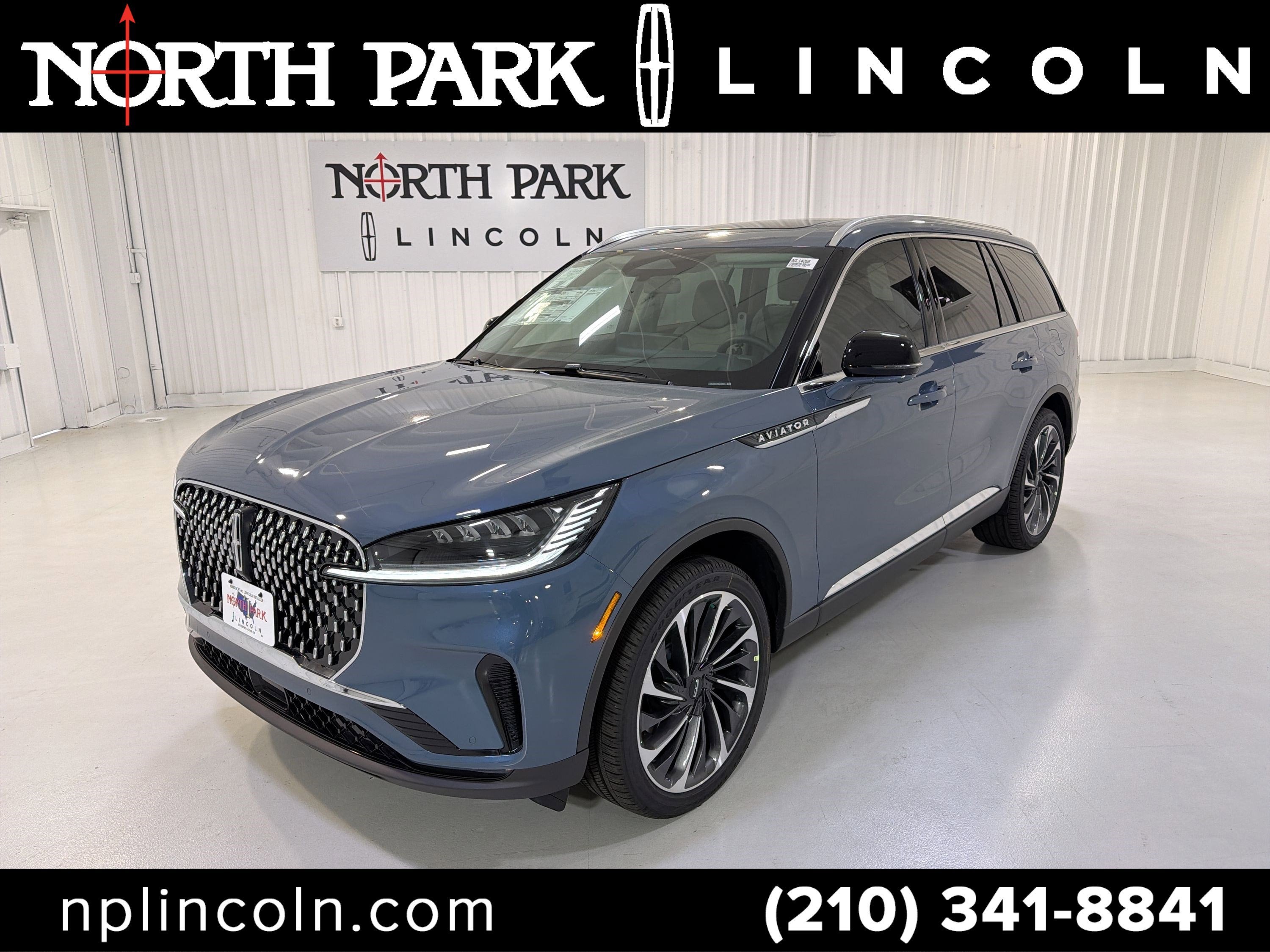 2026 Lincoln Aviator Reserve AWD's photo