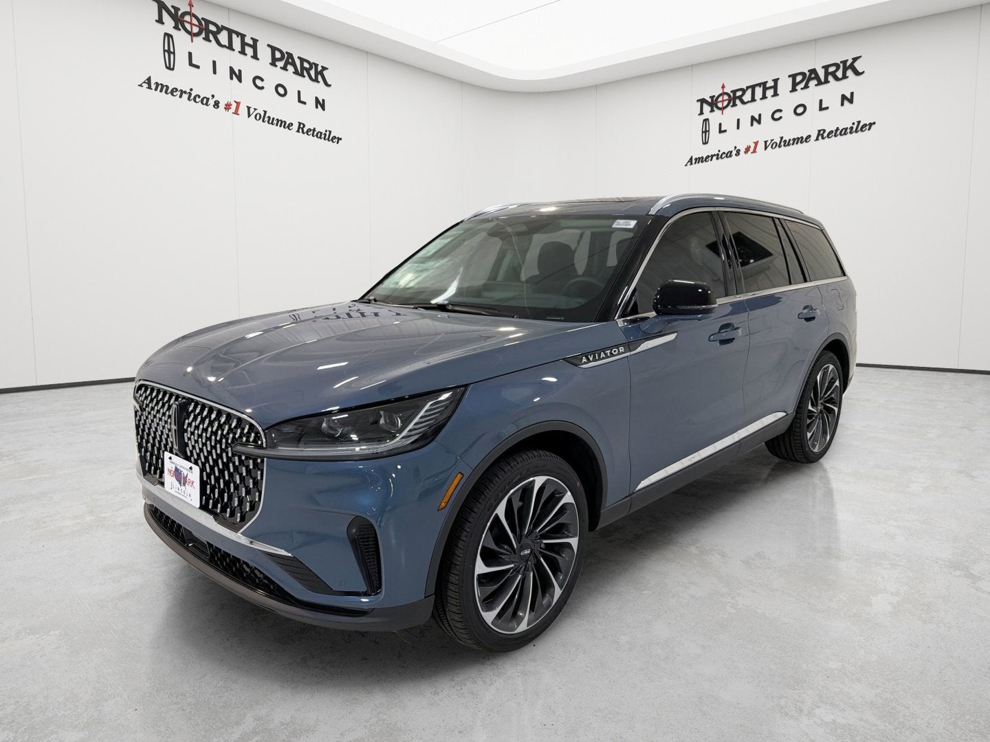 2026 Lincoln Aviator Reserve AWD's photo