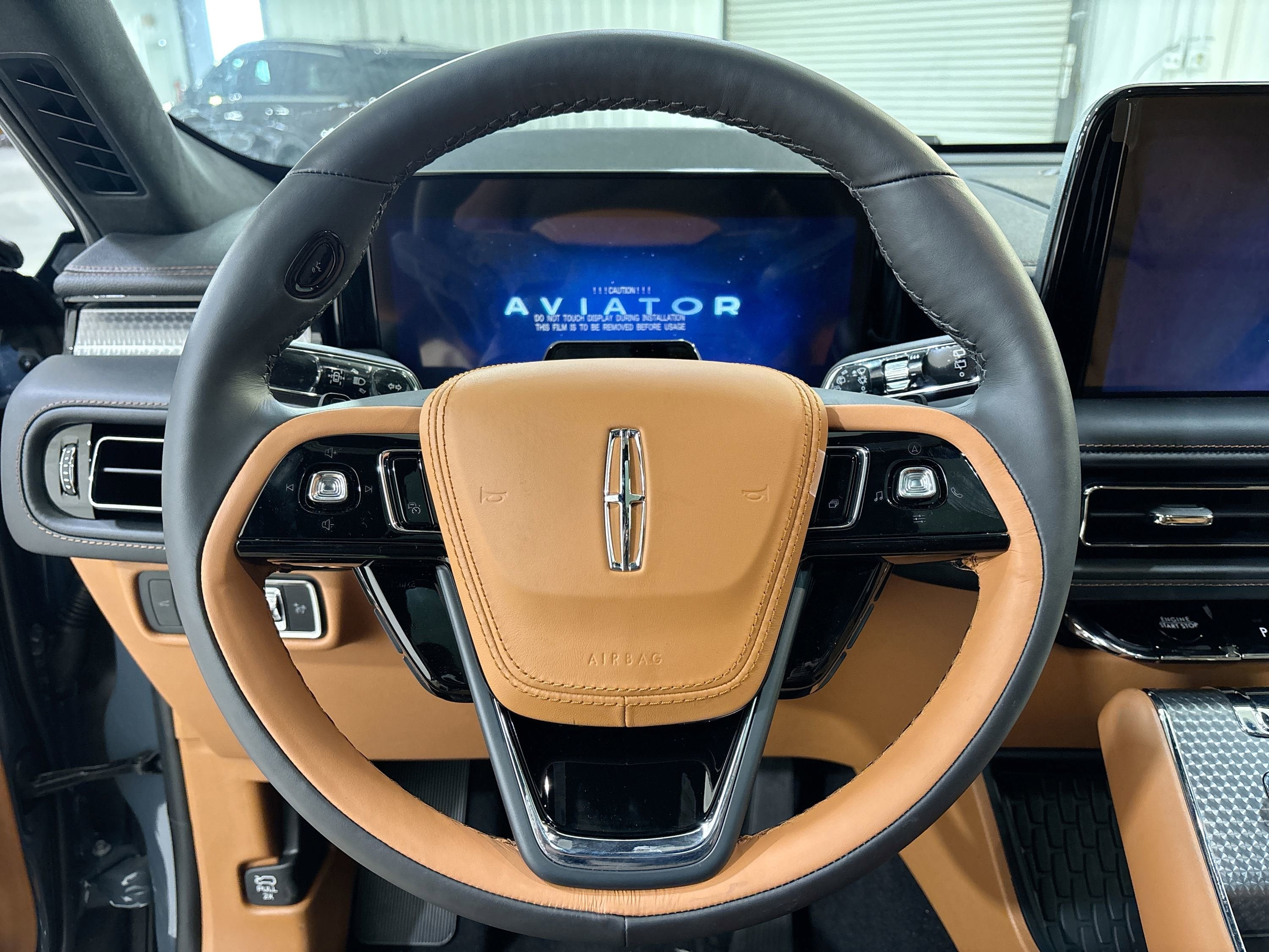 2025 Lincoln Aviator Black Label