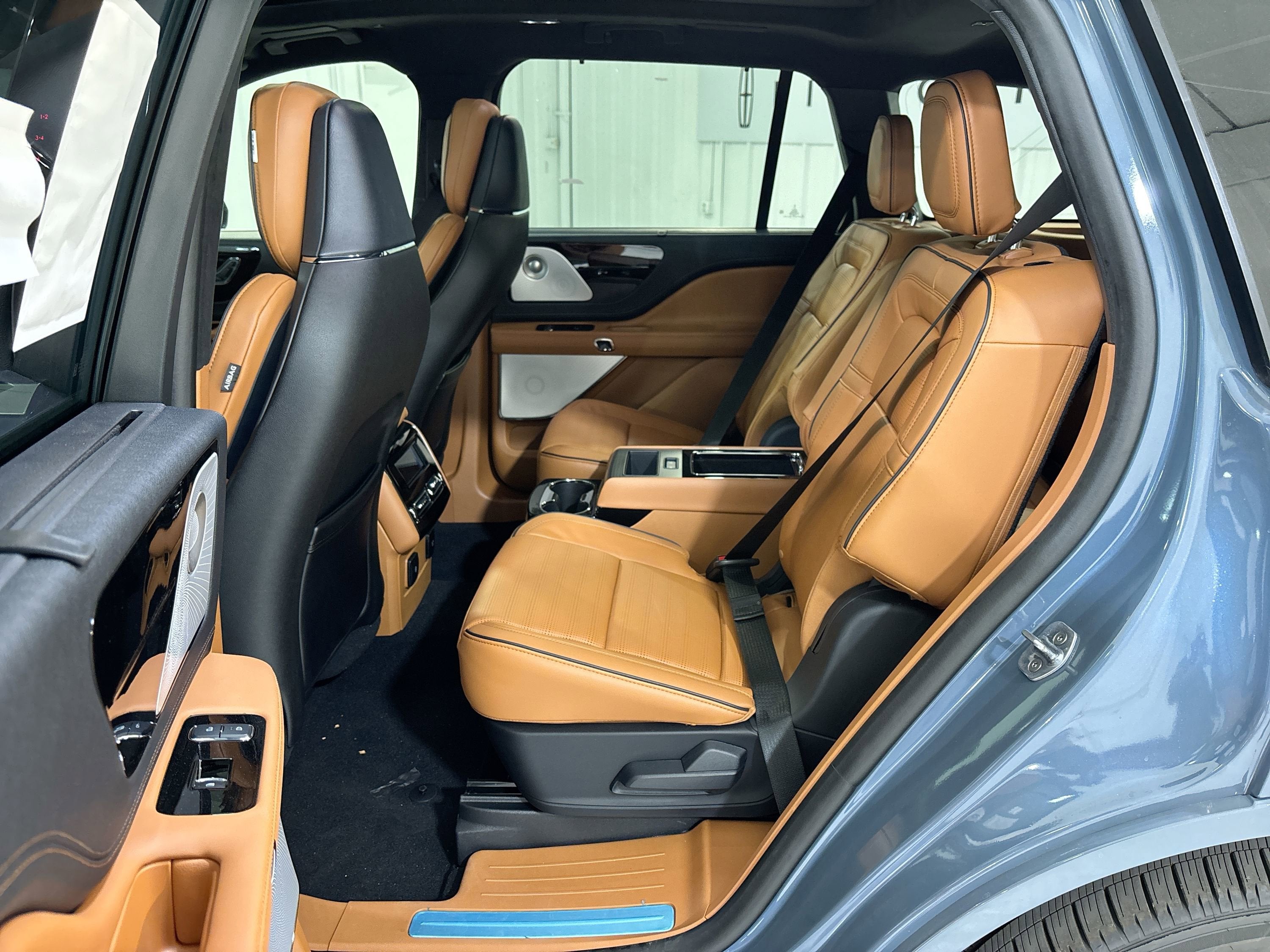 2025 Lincoln Aviator Black Label