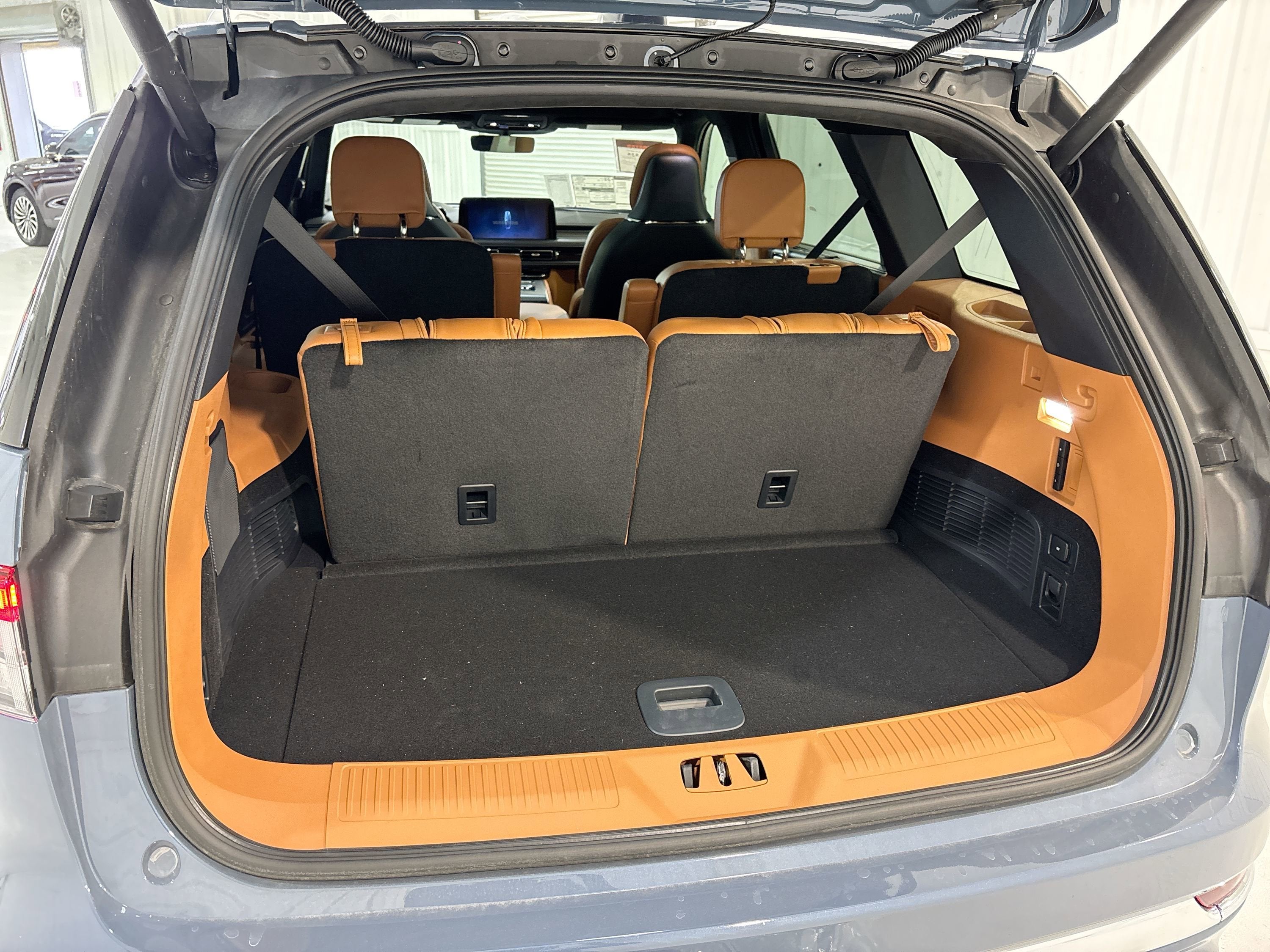 2025 Lincoln Aviator Black Label