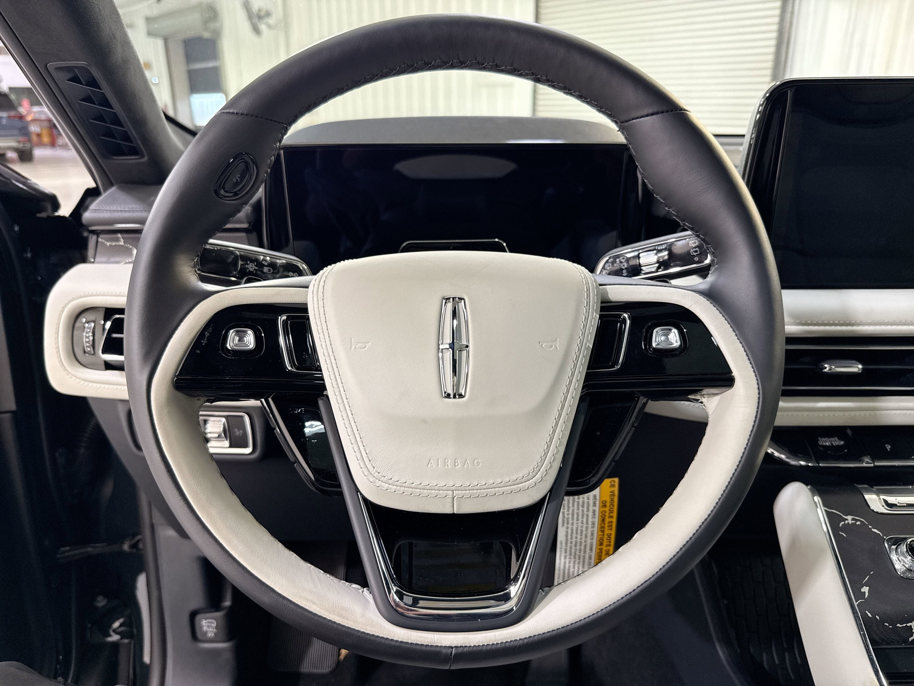 2025 Lincoln Aviator Black Label