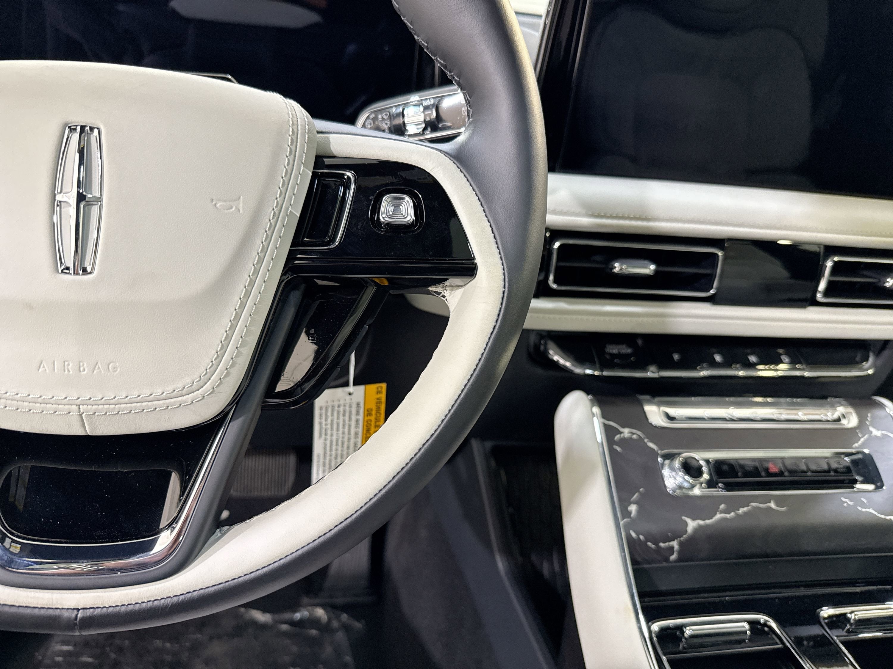 2025 Lincoln Aviator Black Label