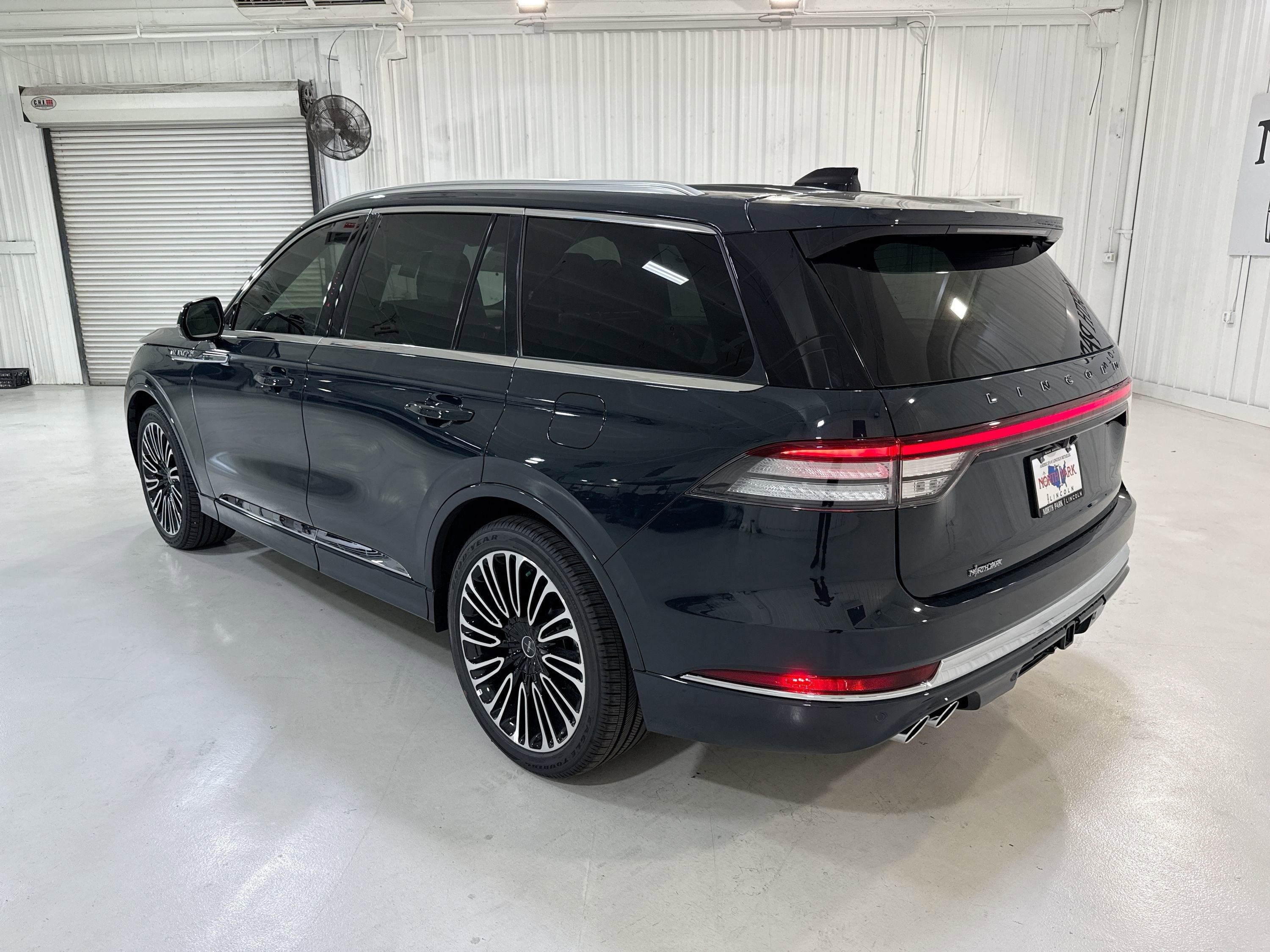 2025 Lincoln Aviator Black Label