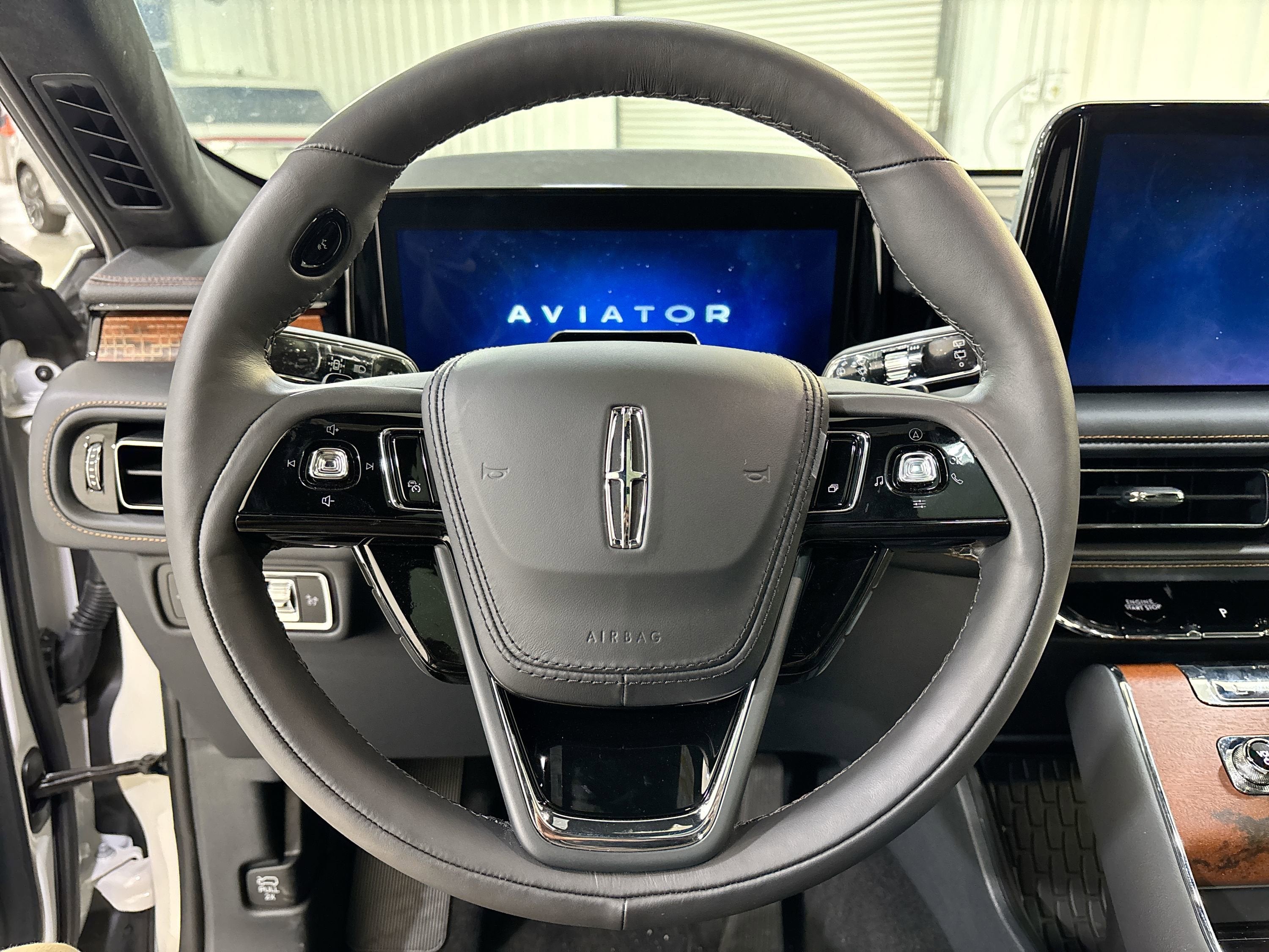 2025 Lincoln Aviator Black Label