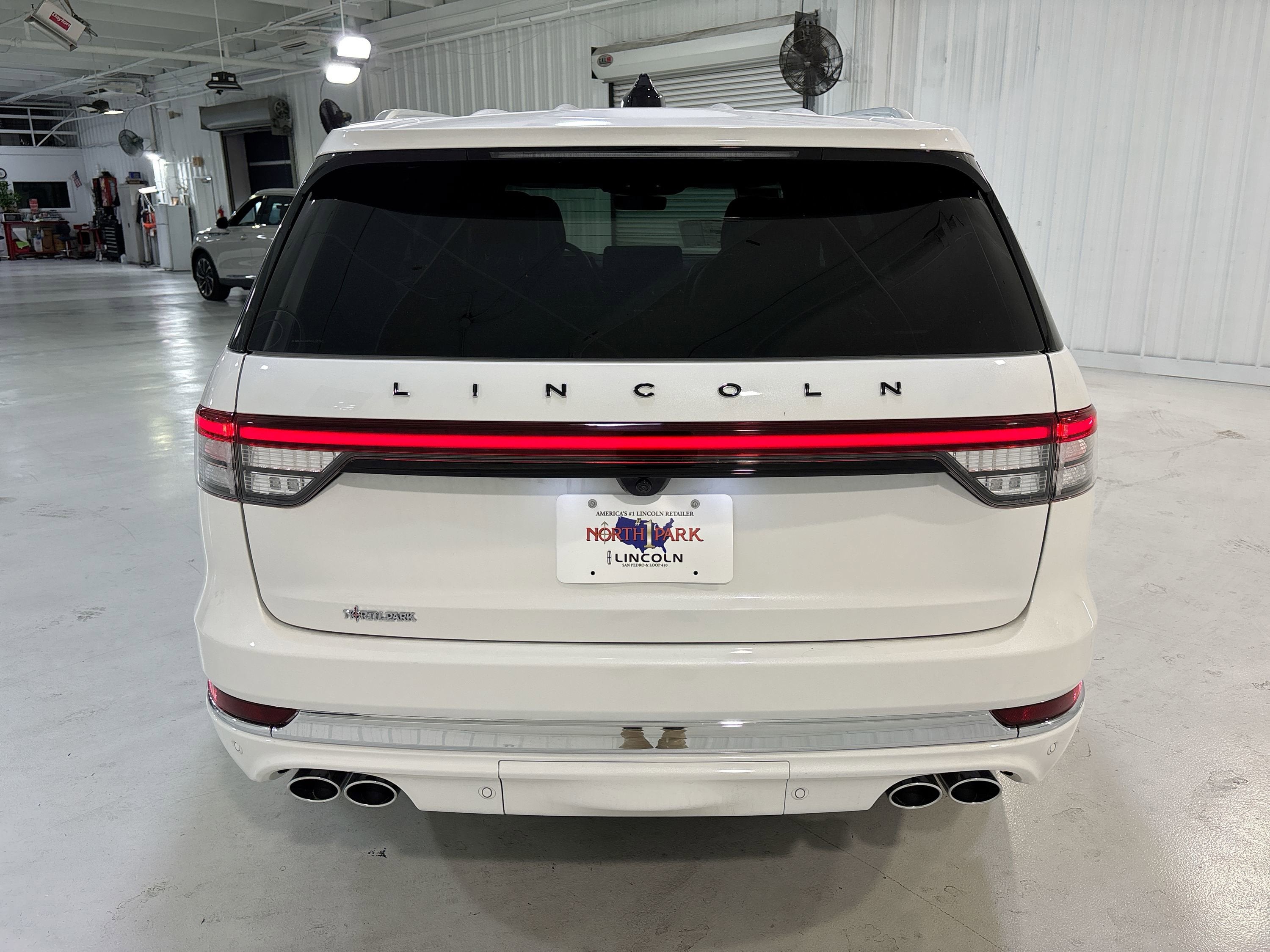 2025 Lincoln Aviator Black Label