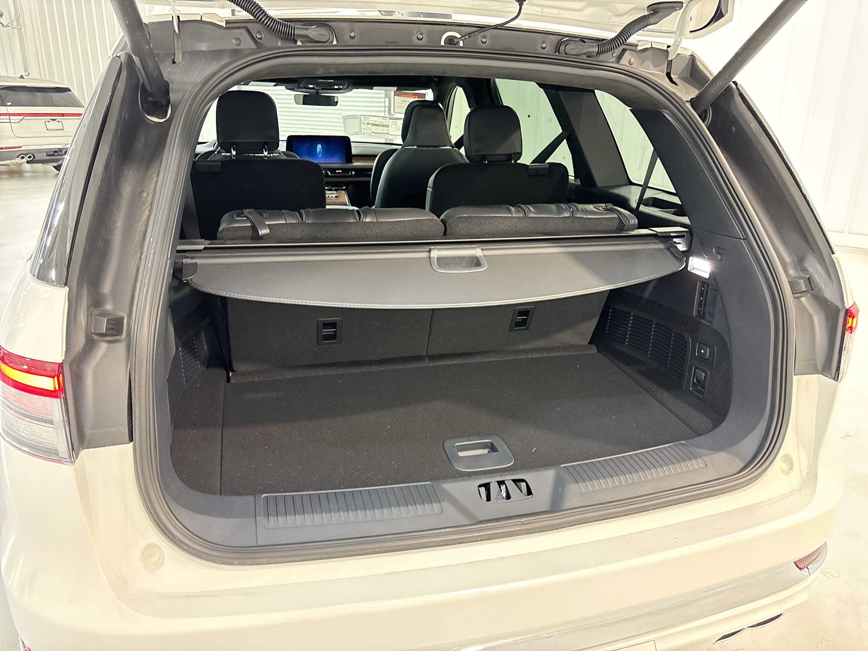 2025 Lincoln Aviator Black Label