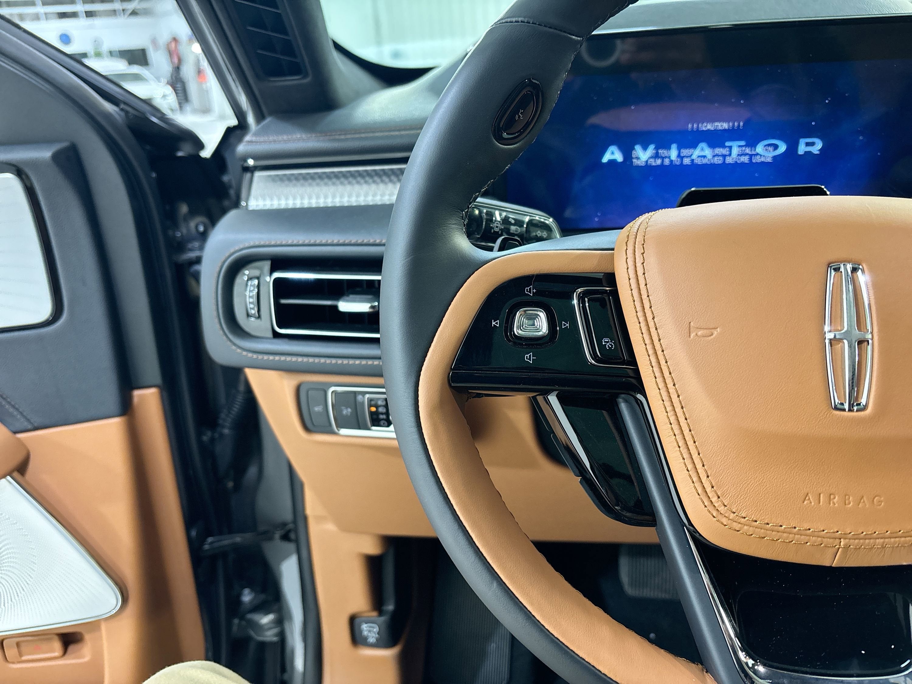 2025 Lincoln Aviator Black Label