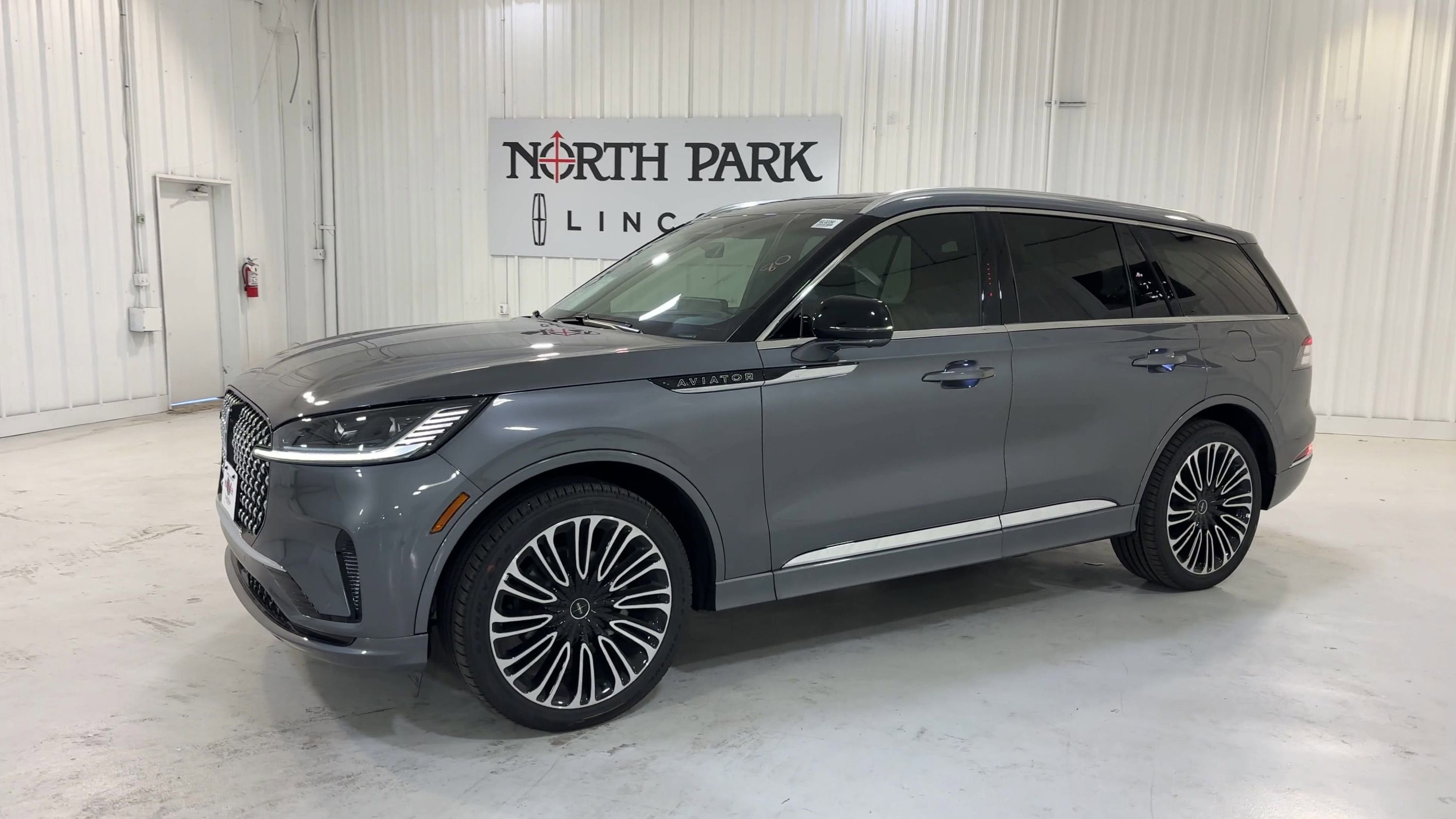 2025 Lincoln Aviator Black Label