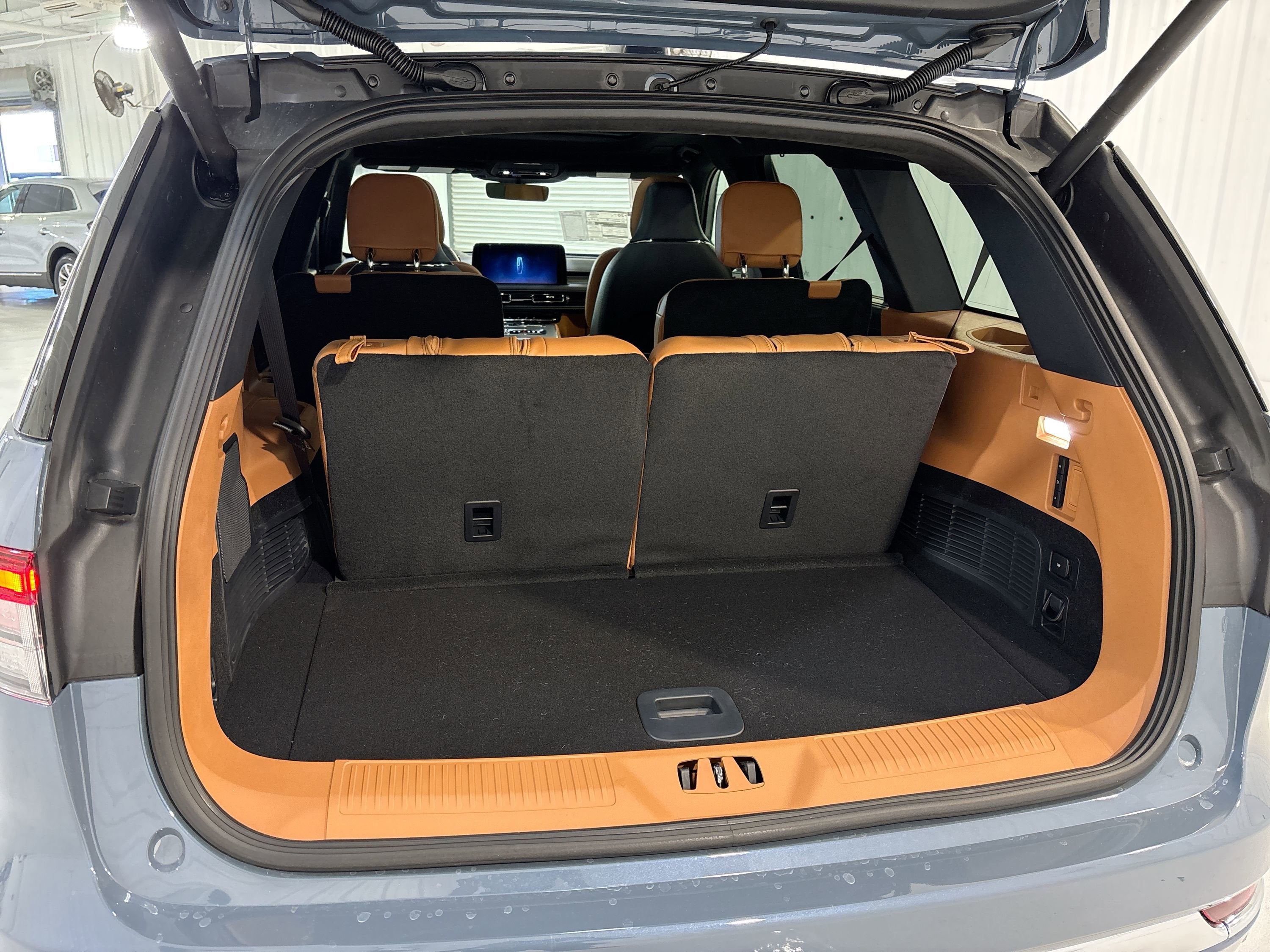 2025 Lincoln Aviator Black Label