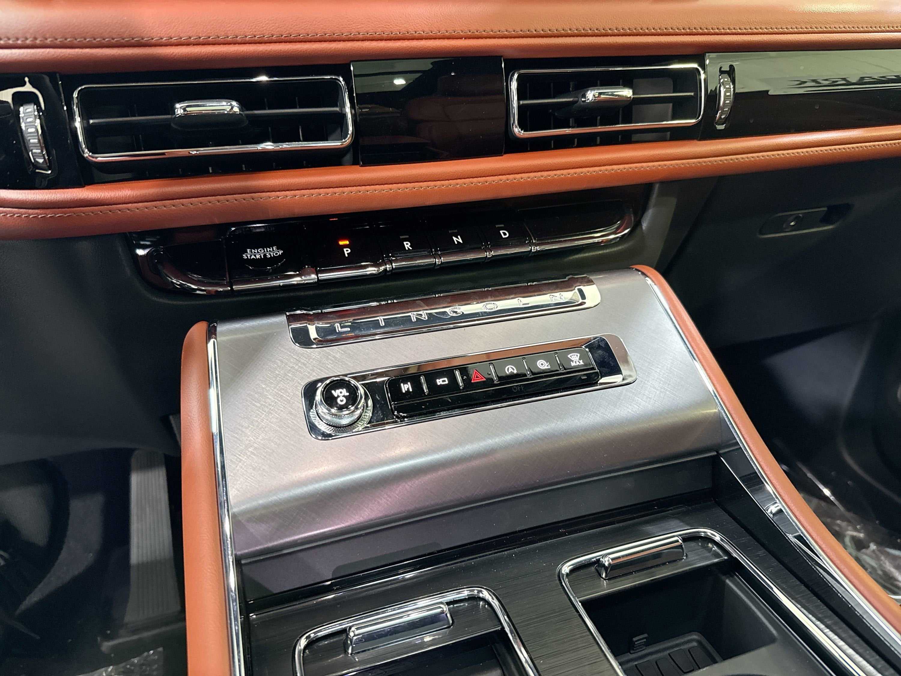 2025 Lincoln Aviator Black Label