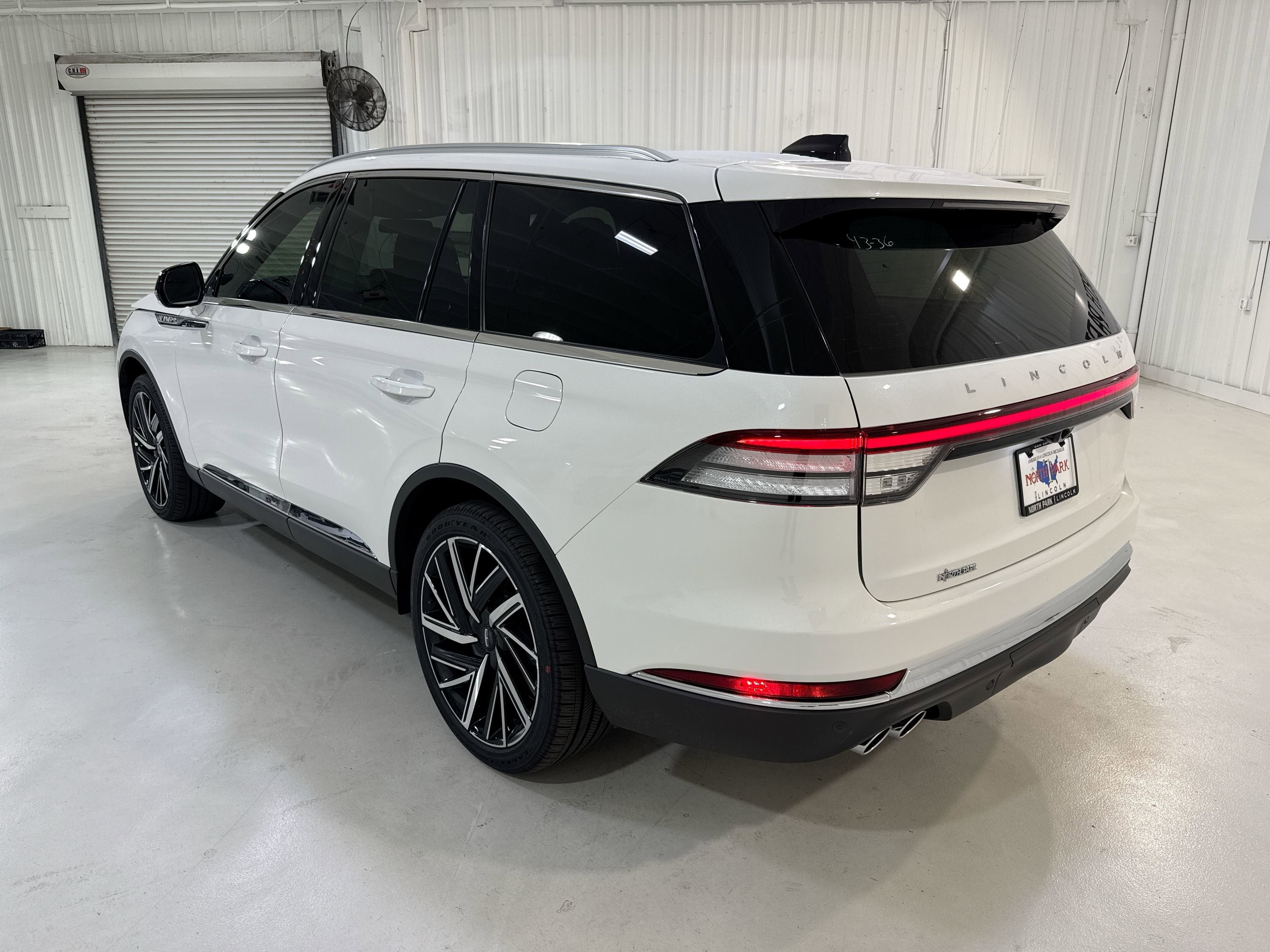 2025 Lincoln Aviator Black Label
