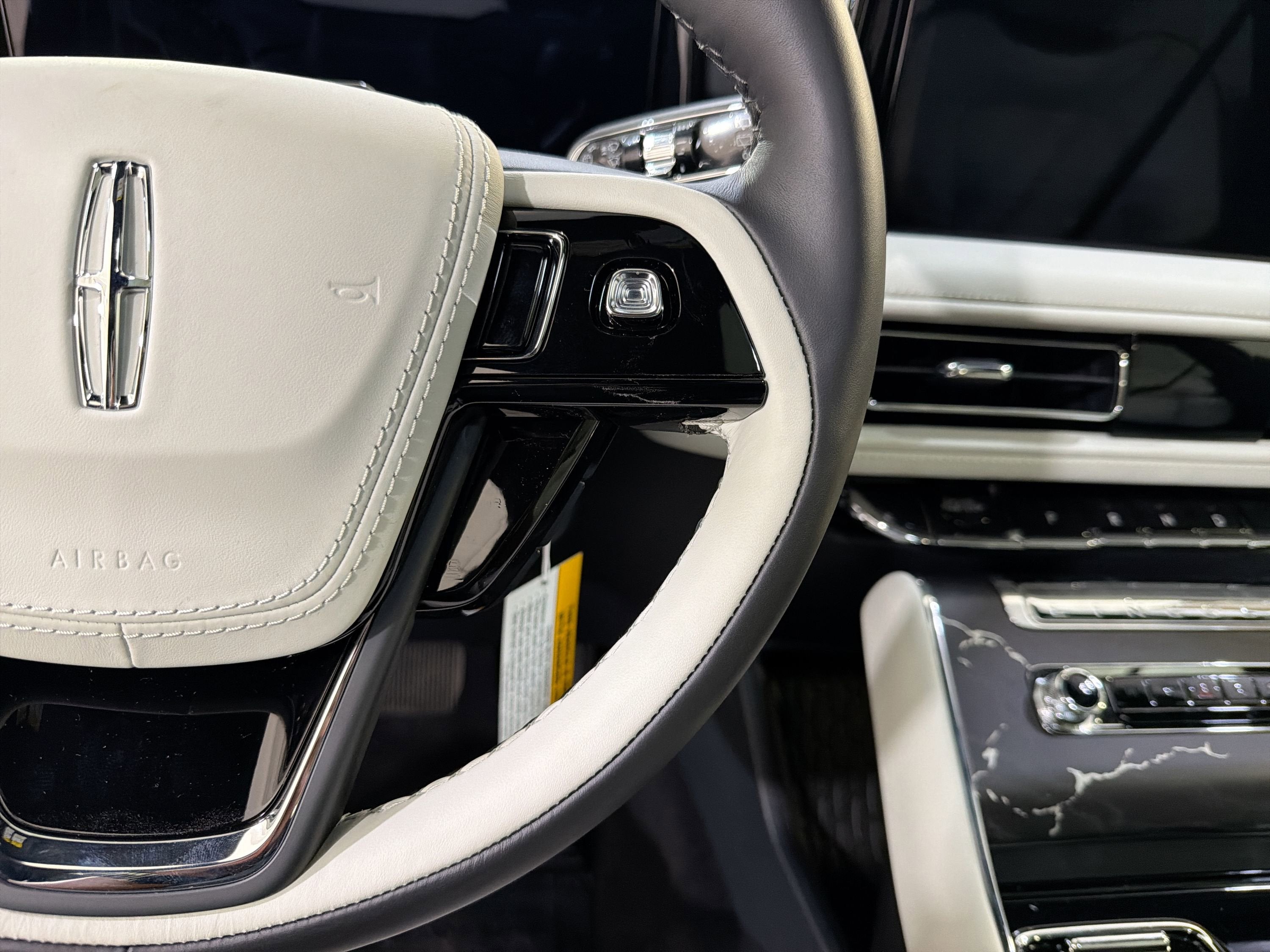 2025 Lincoln Aviator Black Label