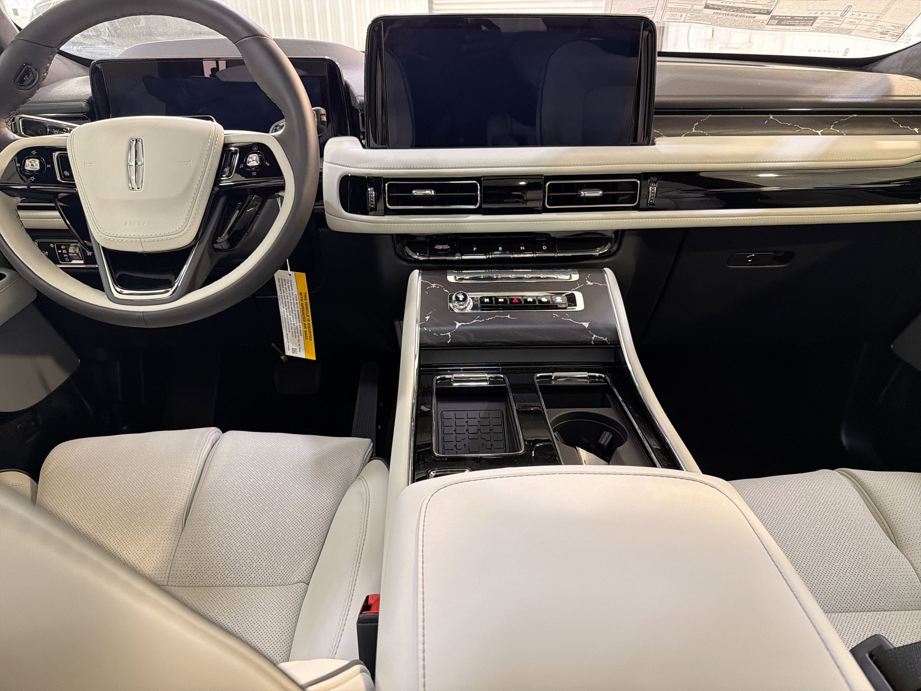 2025 Lincoln Aviator Black Label