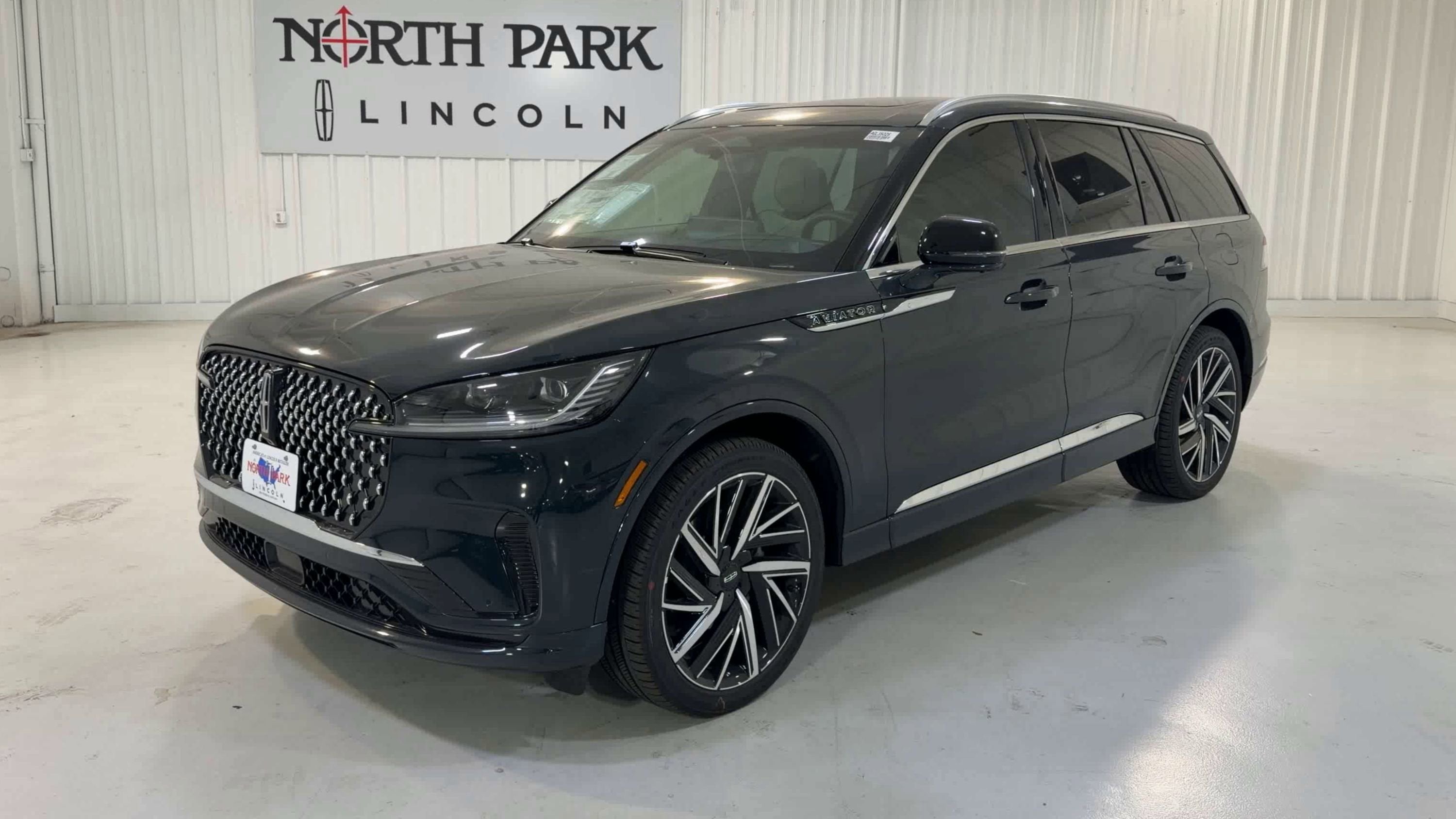 2025 Lincoln Aviator Black Label