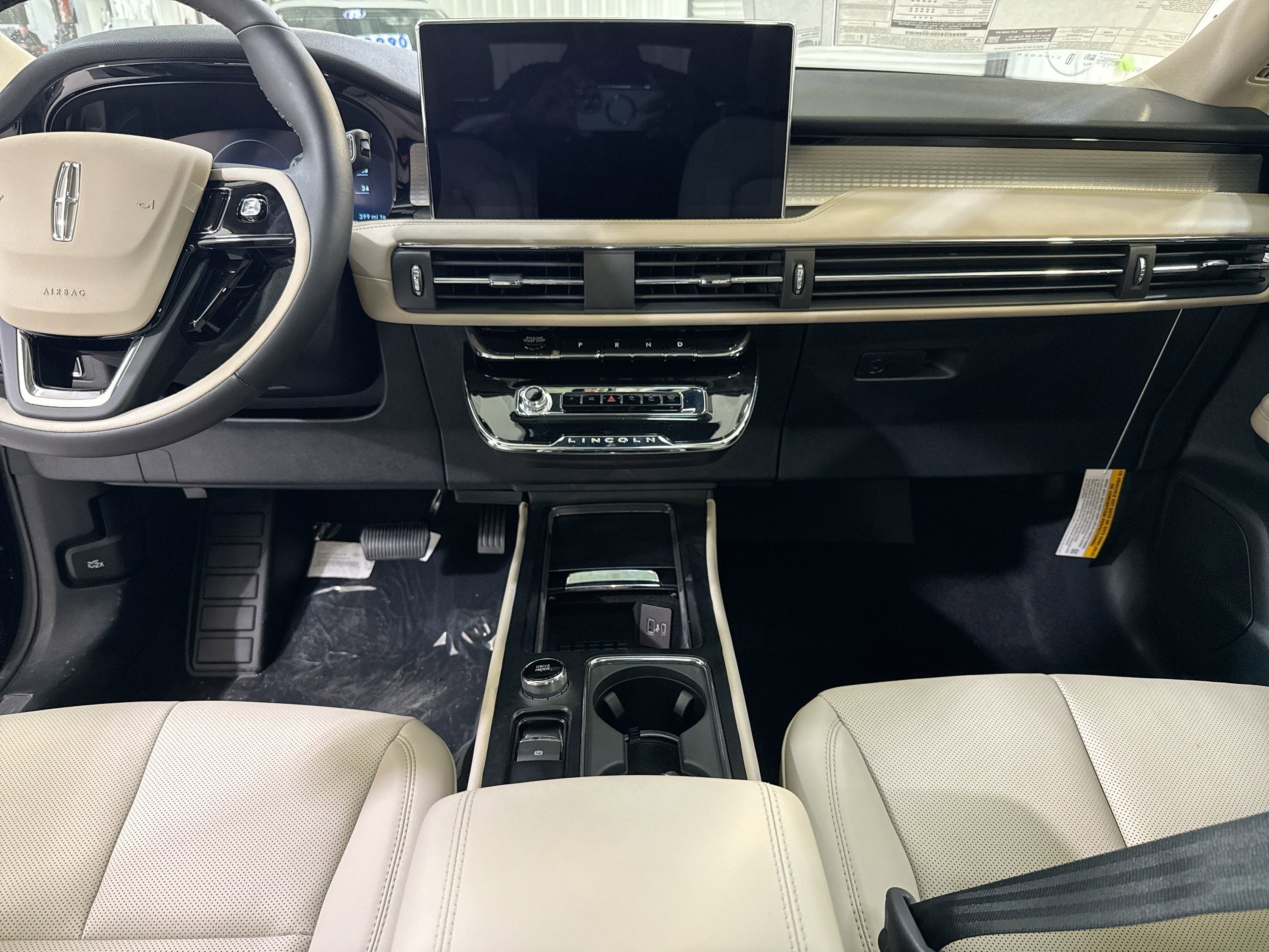 2026 Lincoln Corsair Premiere