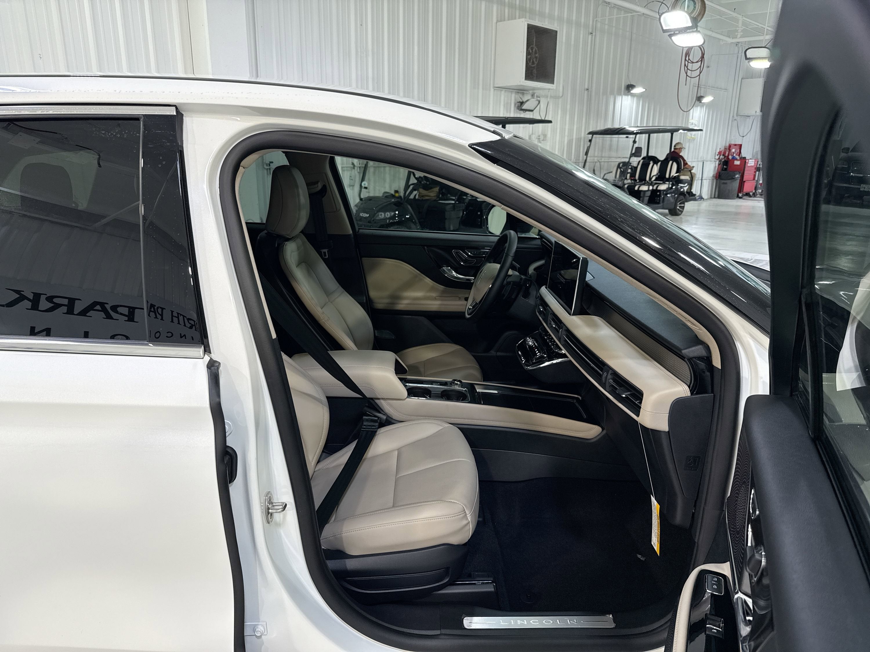 2026 Lincoln Corsair Premiere