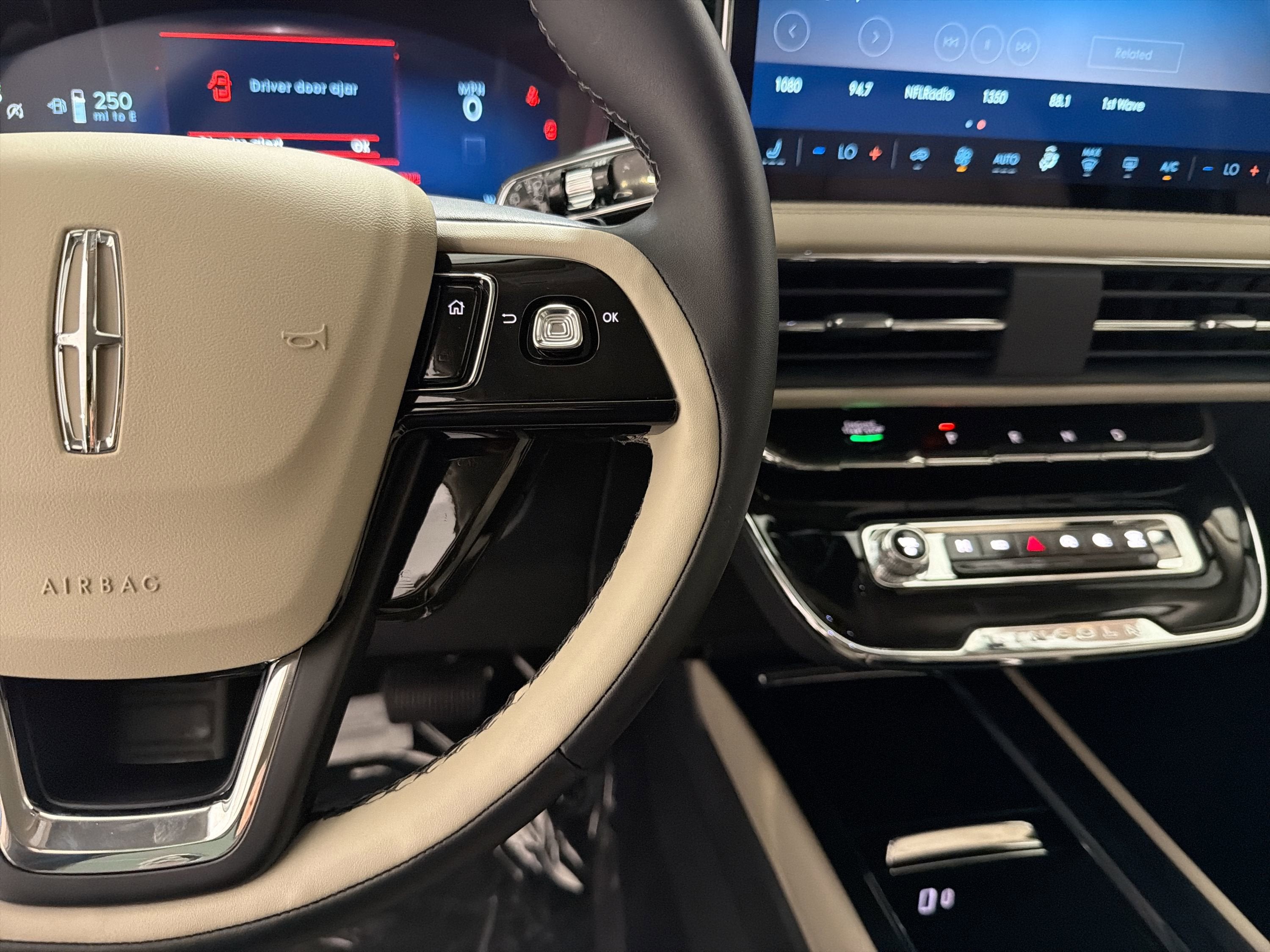 2026 Lincoln Corsair Premiere