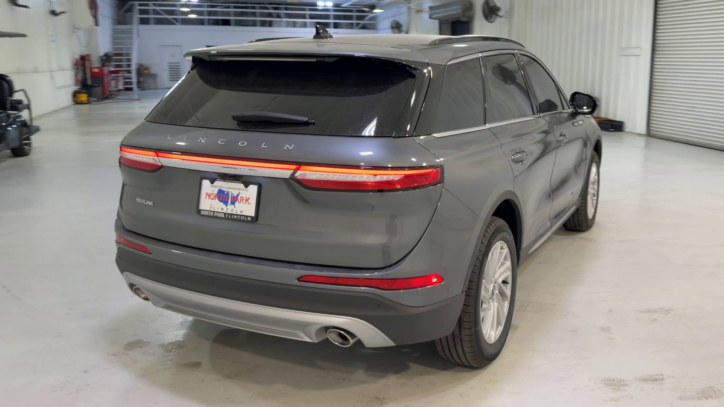 2026 Lincoln Corsair Premiere