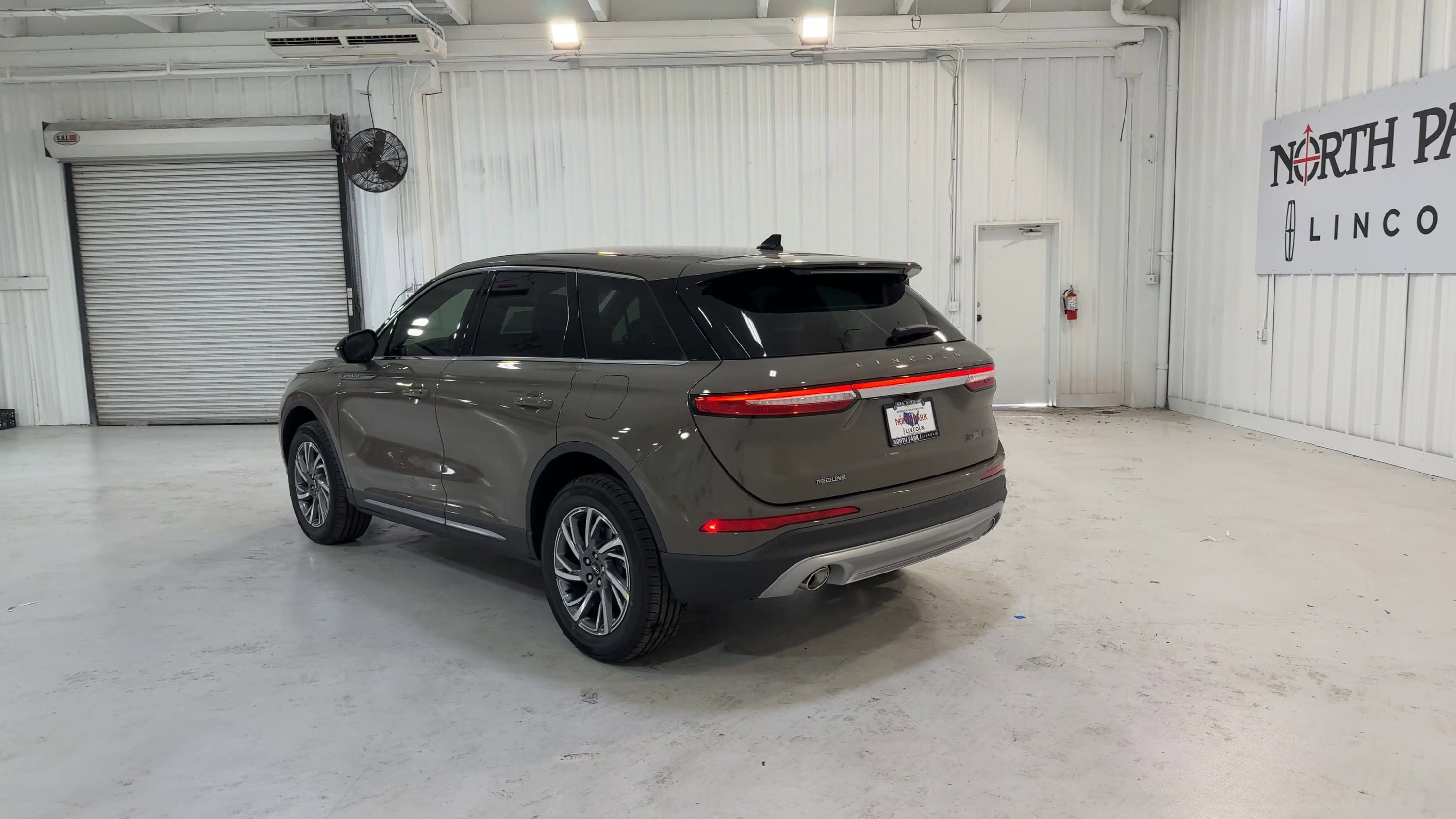 2026 Lincoln Corsair Premiere