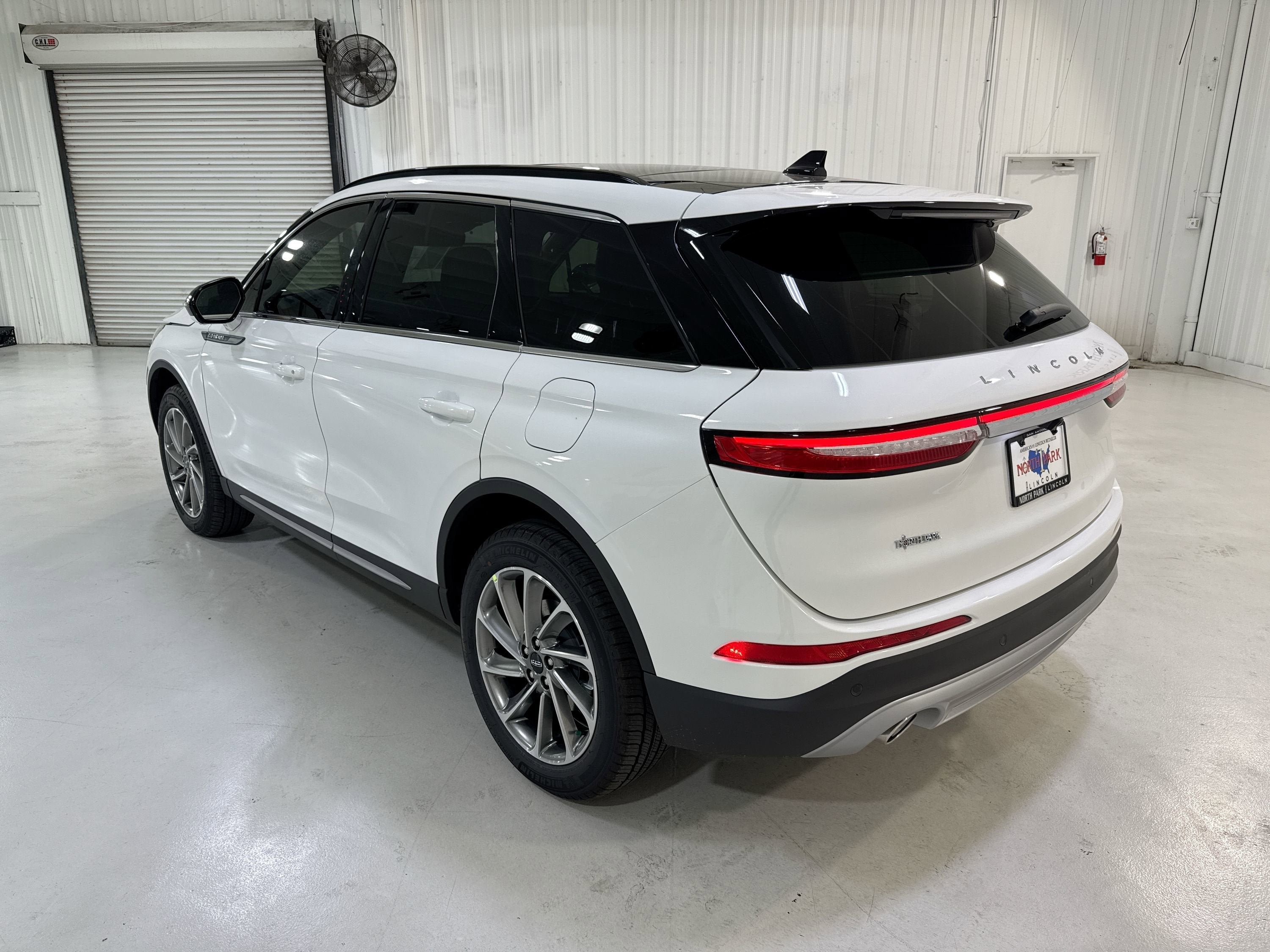 2026 Lincoln Corsair Premiere