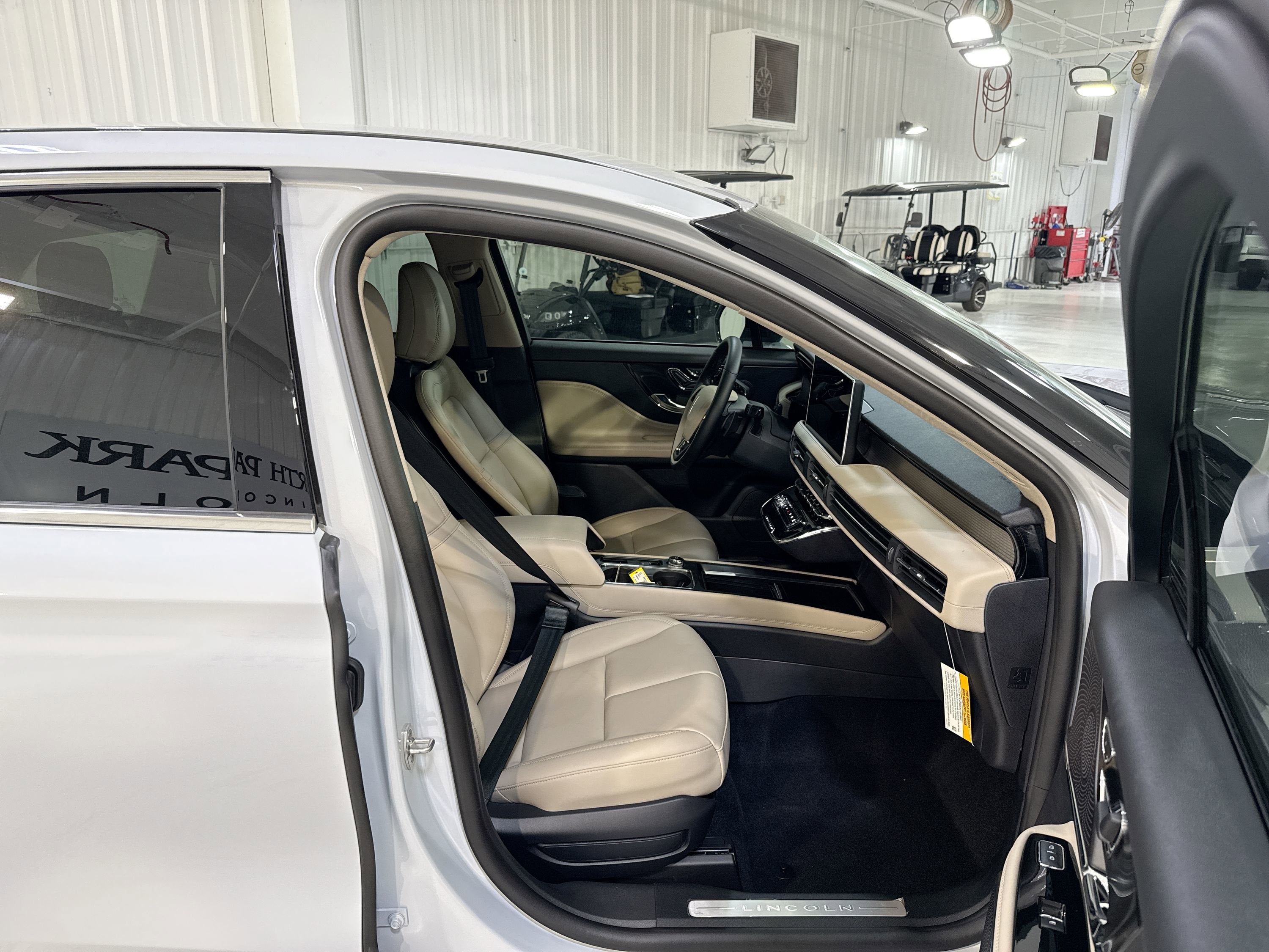 2026 Lincoln Corsair Premiere