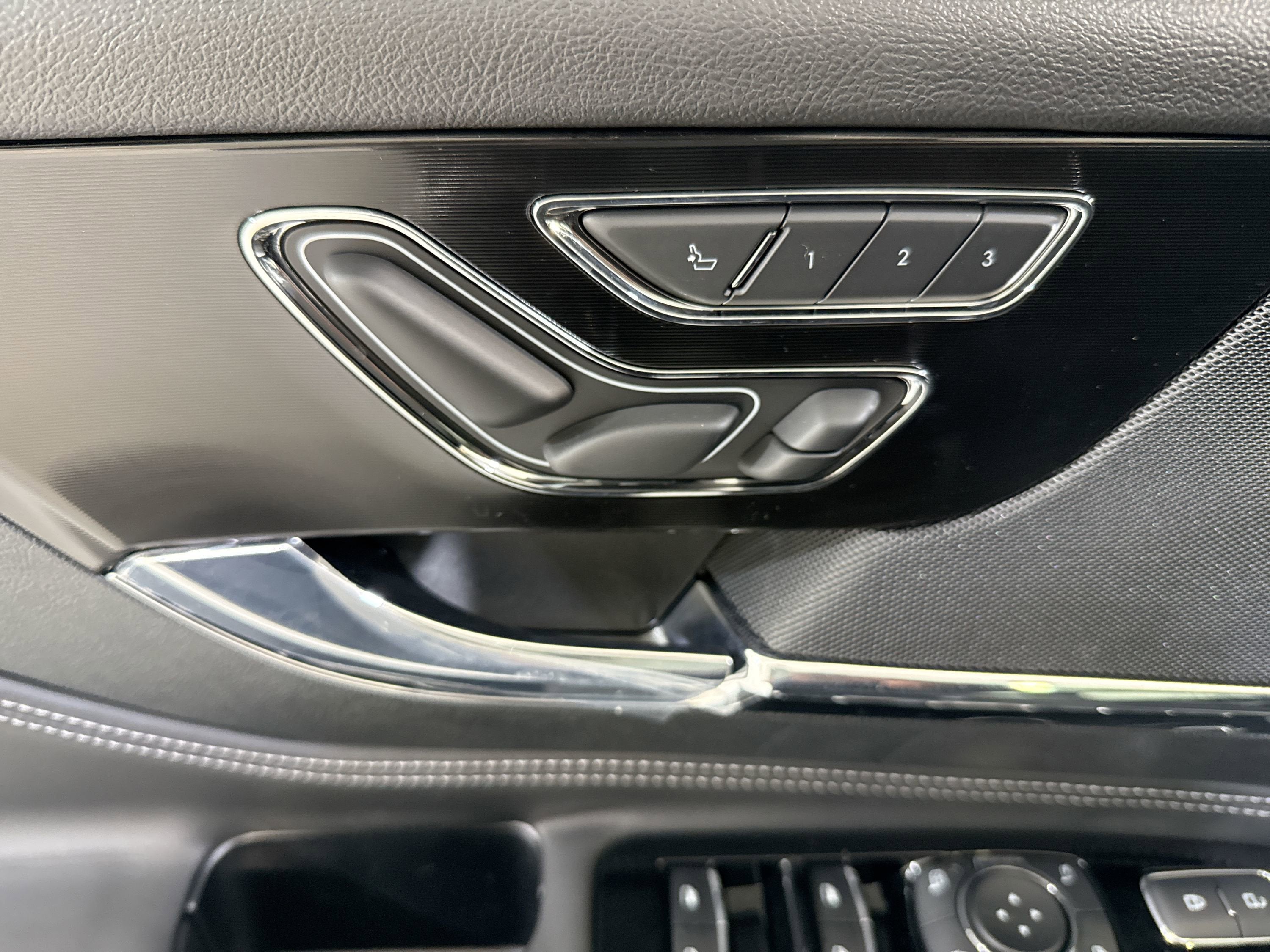 2025 Lincoln Corsair Reserve