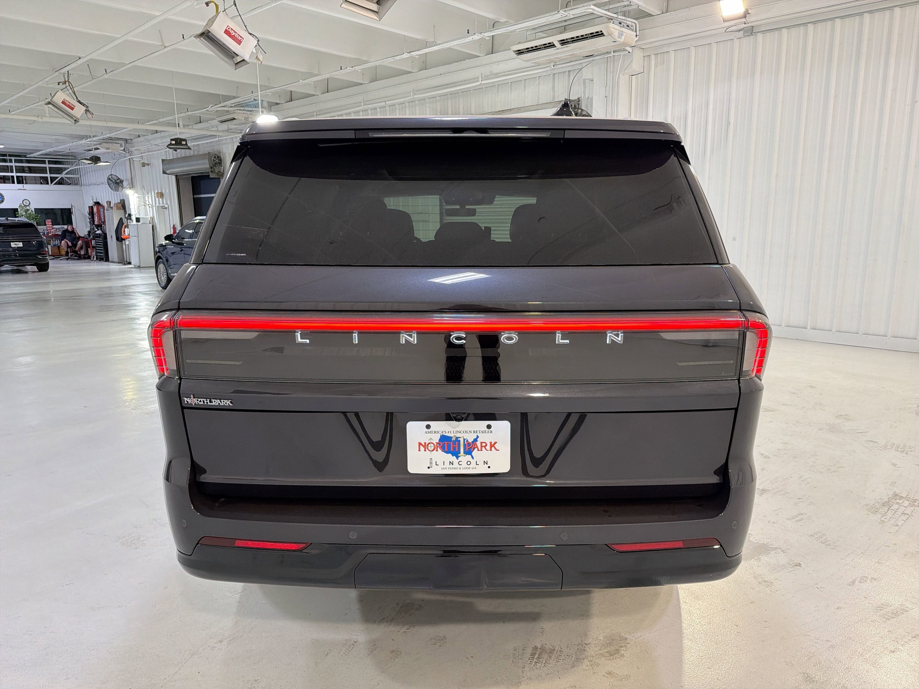 2025 Lincoln Navigator Reserve