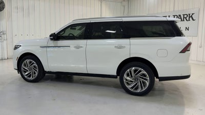 2025 Lincoln Navigator Reserve