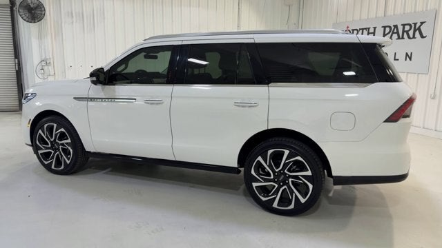 2026 Lincoln Navigator Reserve