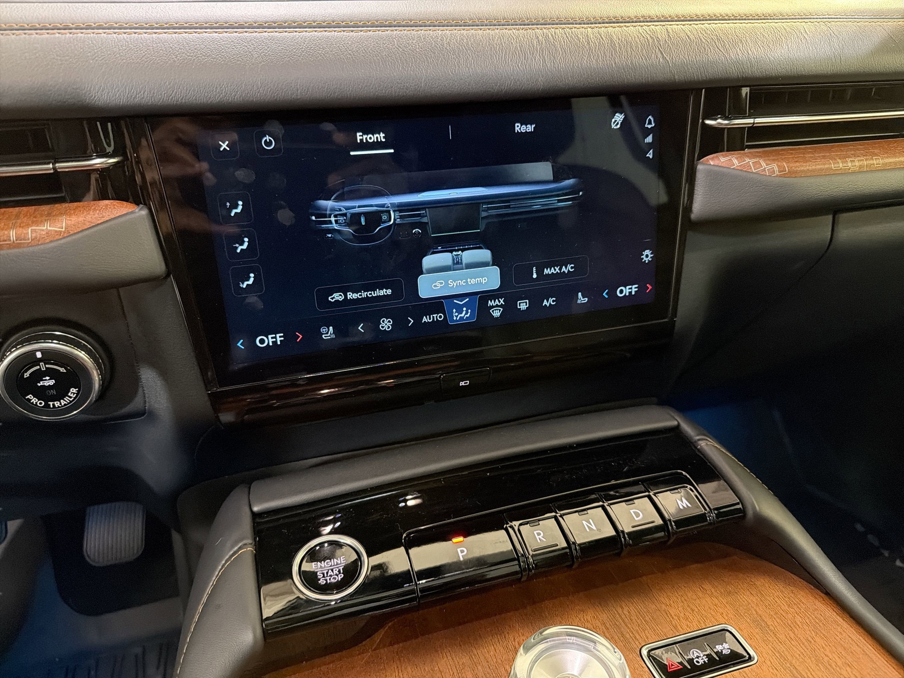 2025 Lincoln Navigator Black Label