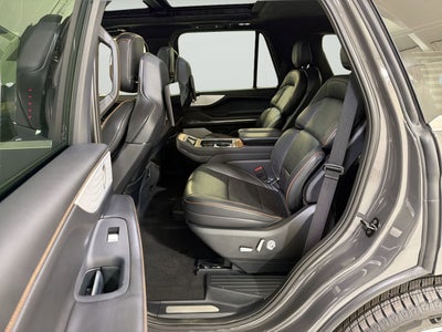 2025 Lincoln Navigator Black Label