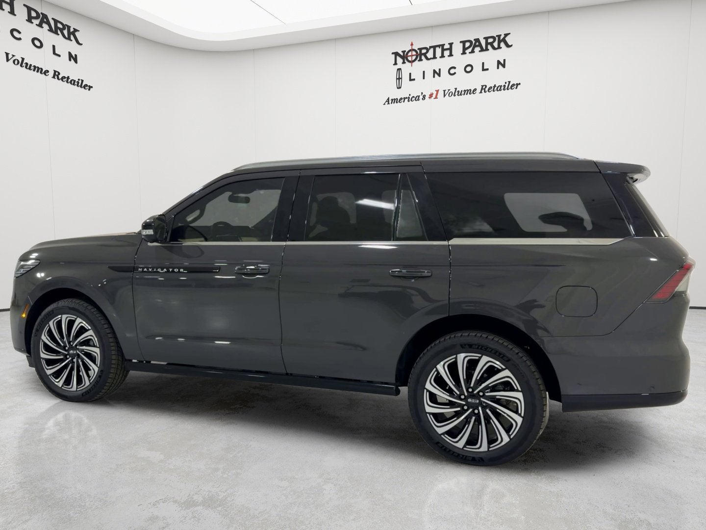 2025 Lincoln Navigator Black Label
