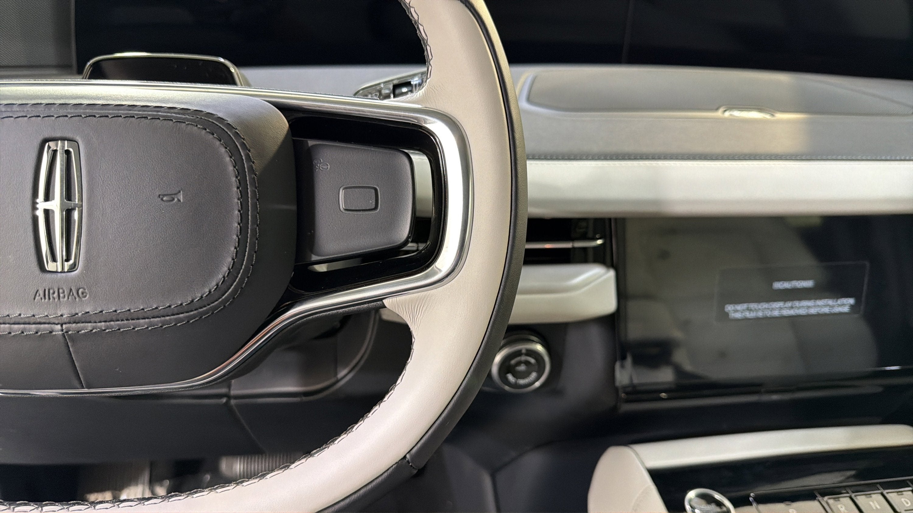 2026 Lincoln Navigator Premiere