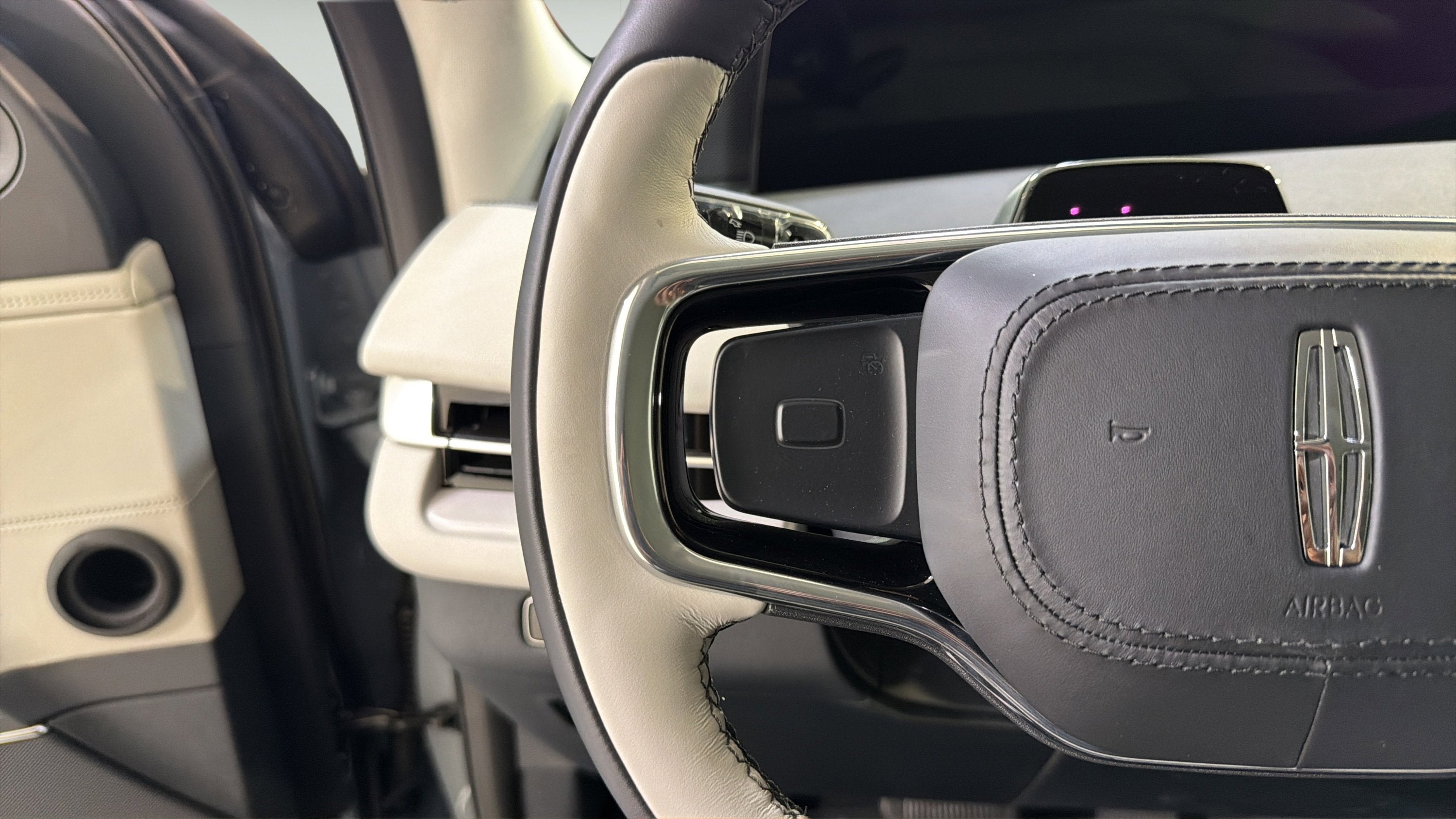 2026 Lincoln Navigator Premiere